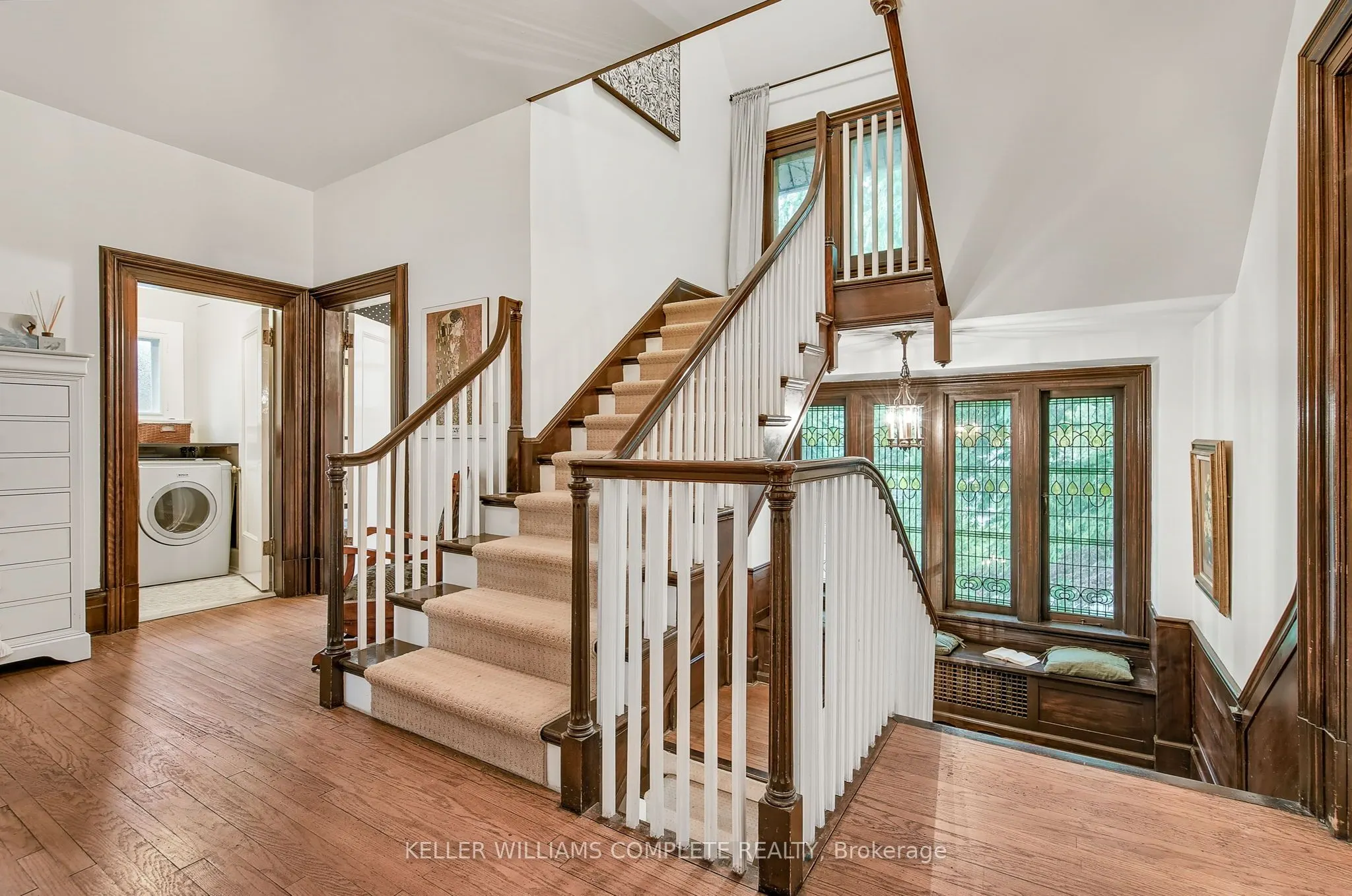 122 Dufferin Avenue