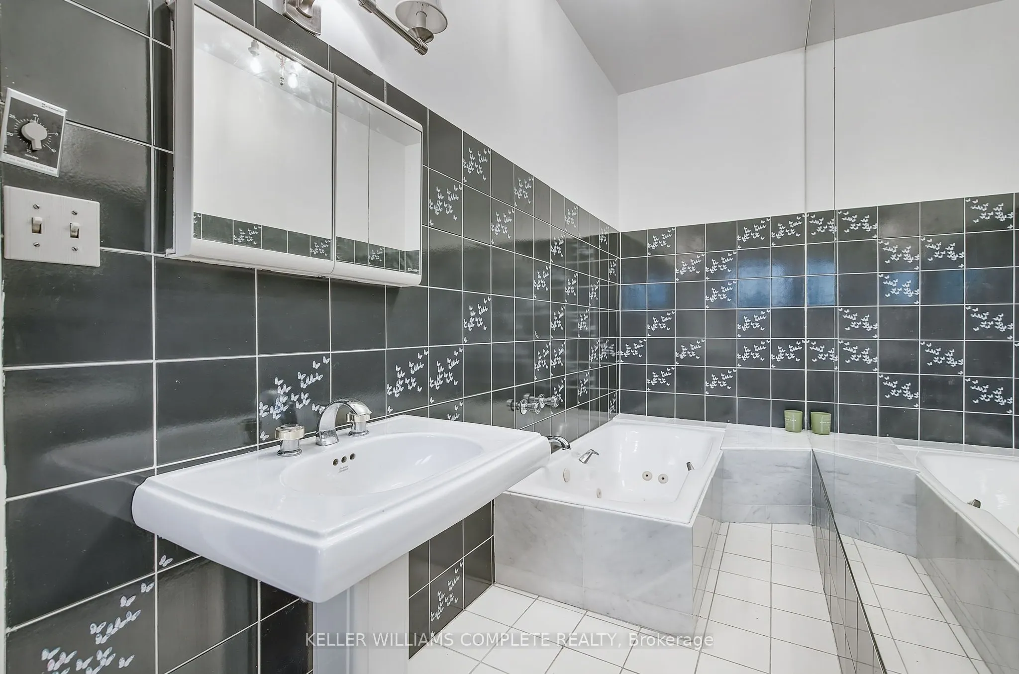 122 Dufferin Avenue