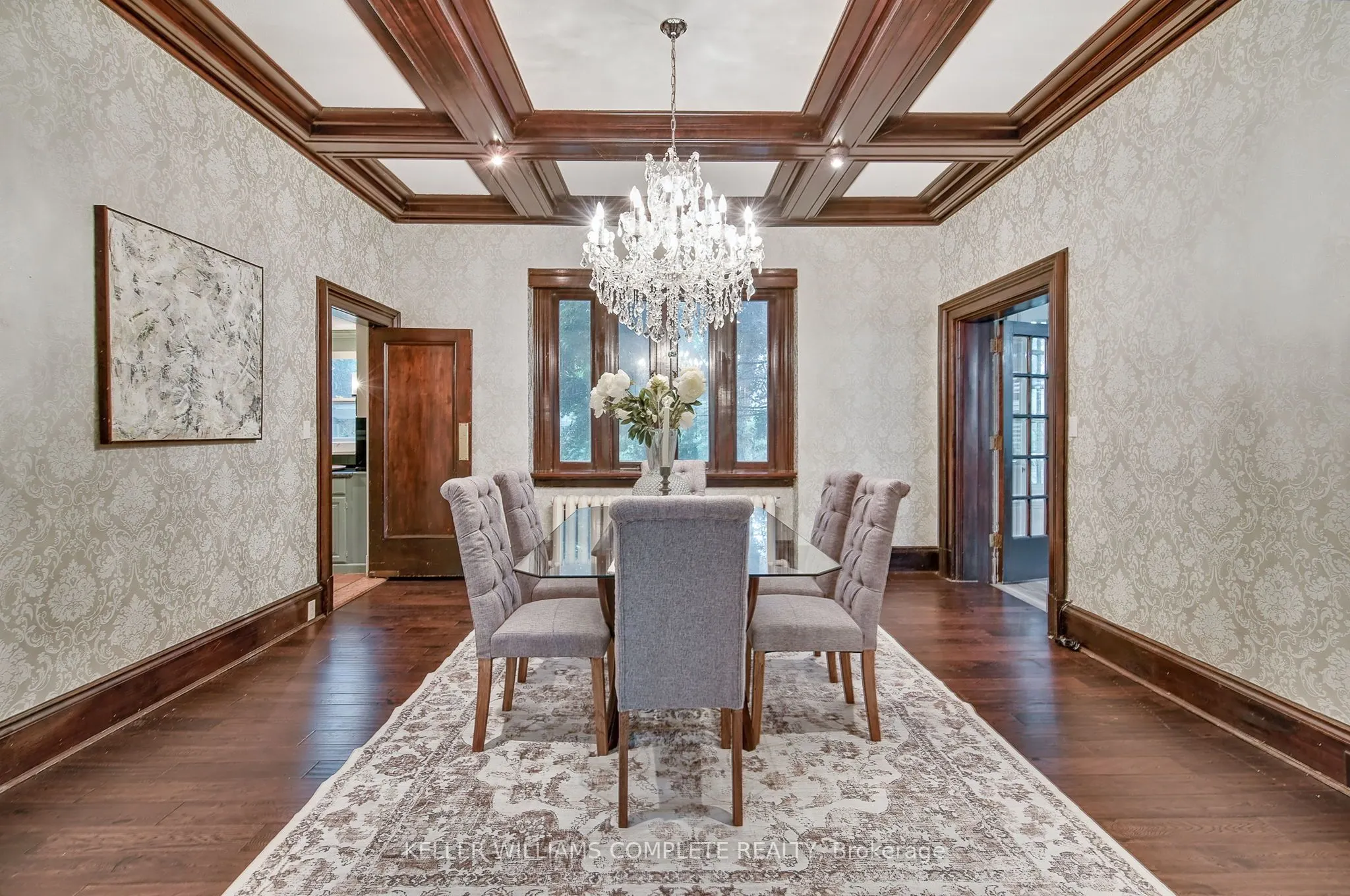 122 Dufferin Avenue