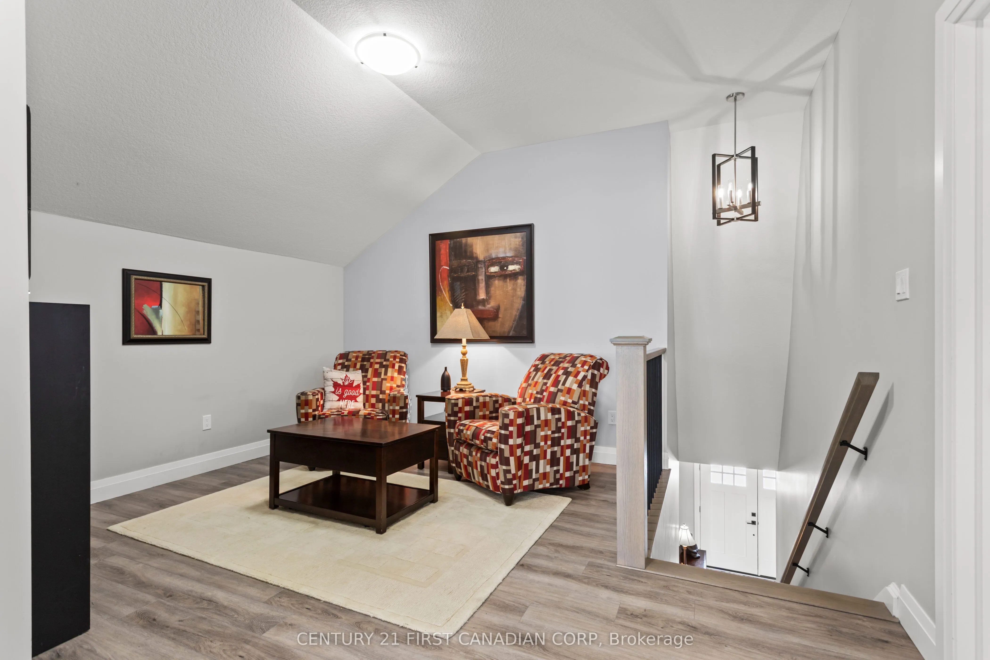 10038 Oxbow Drive, #3