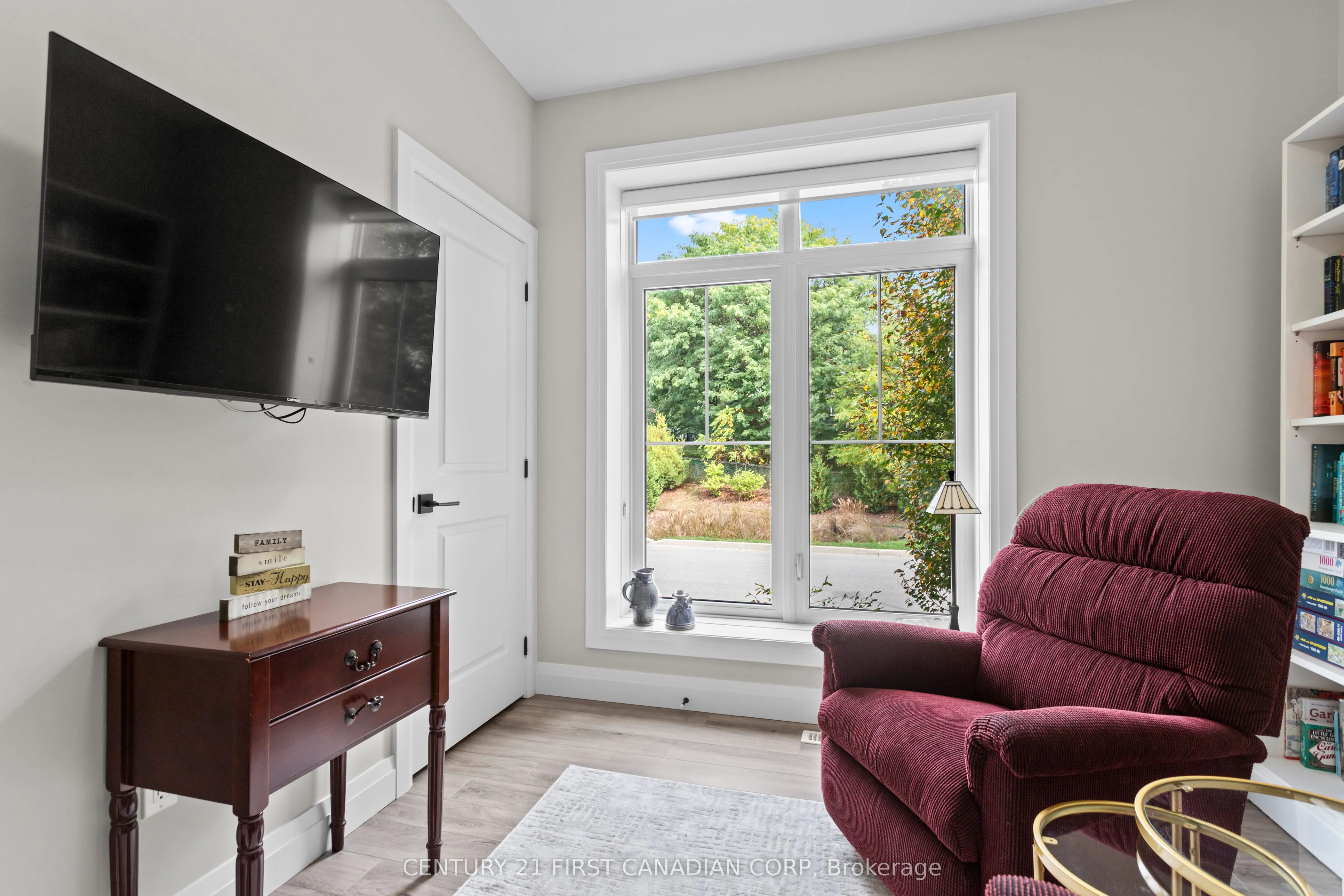 10038 Oxbow Drive, #3