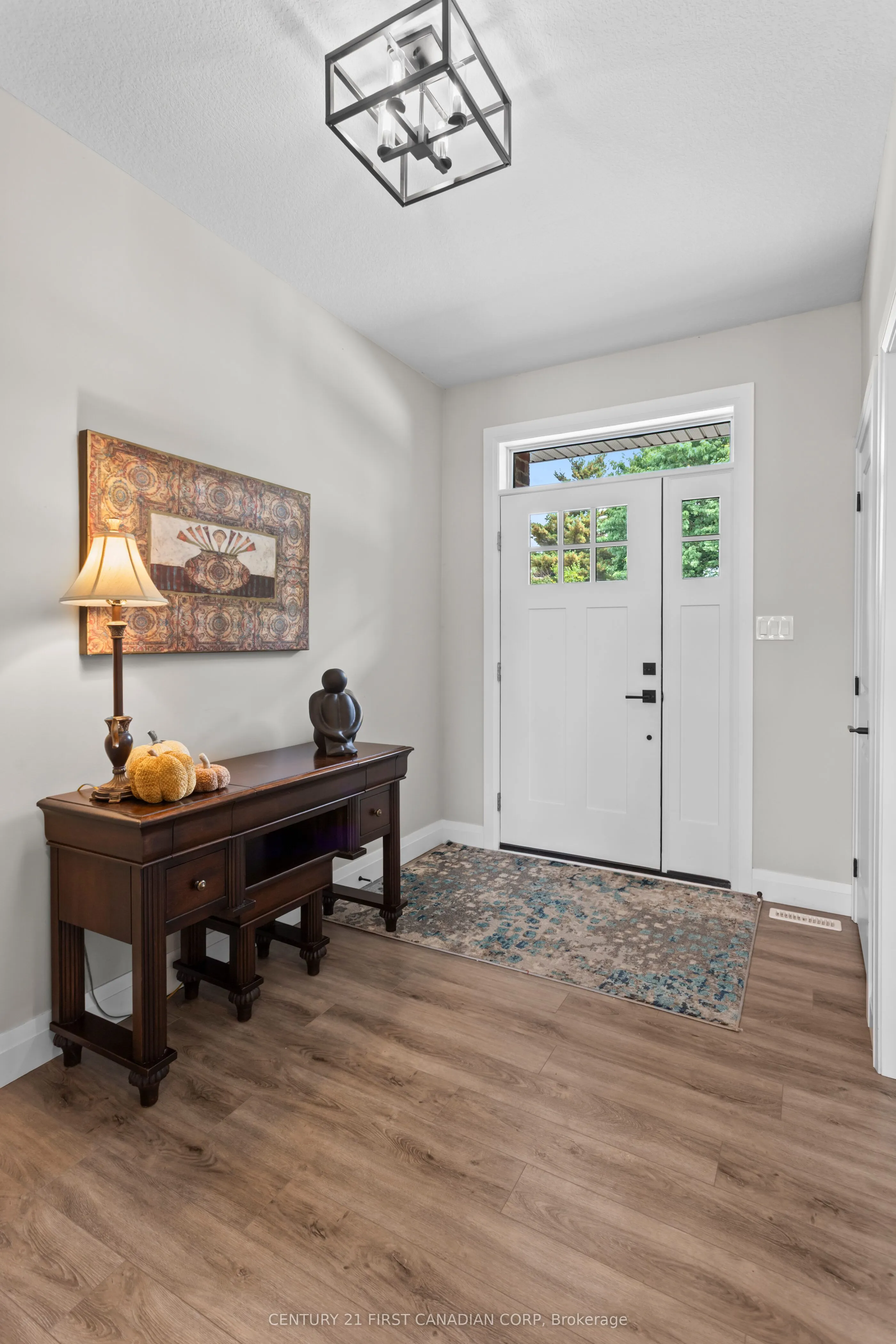 10038 Oxbow Drive, #3