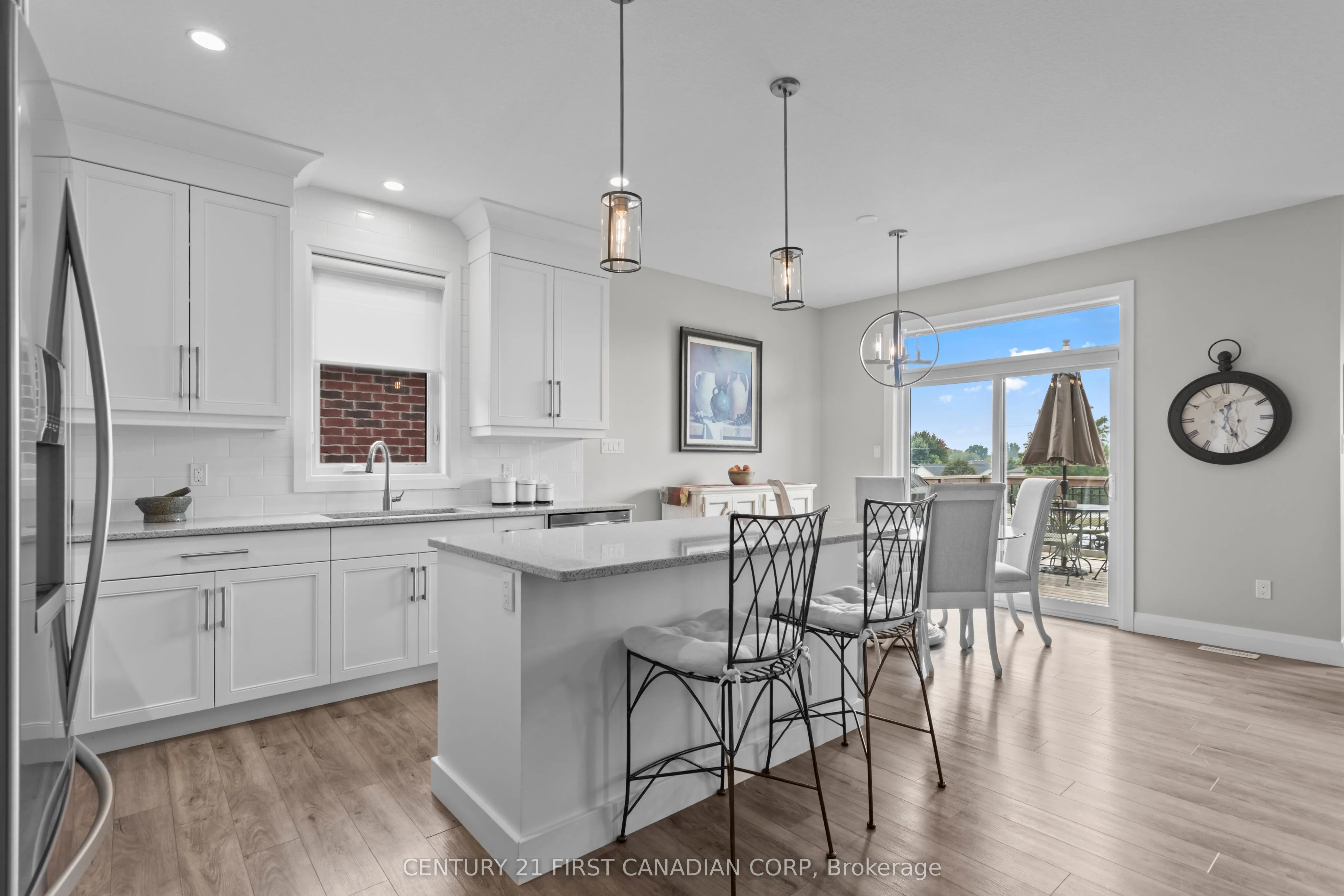 10038 Oxbow Drive, #3