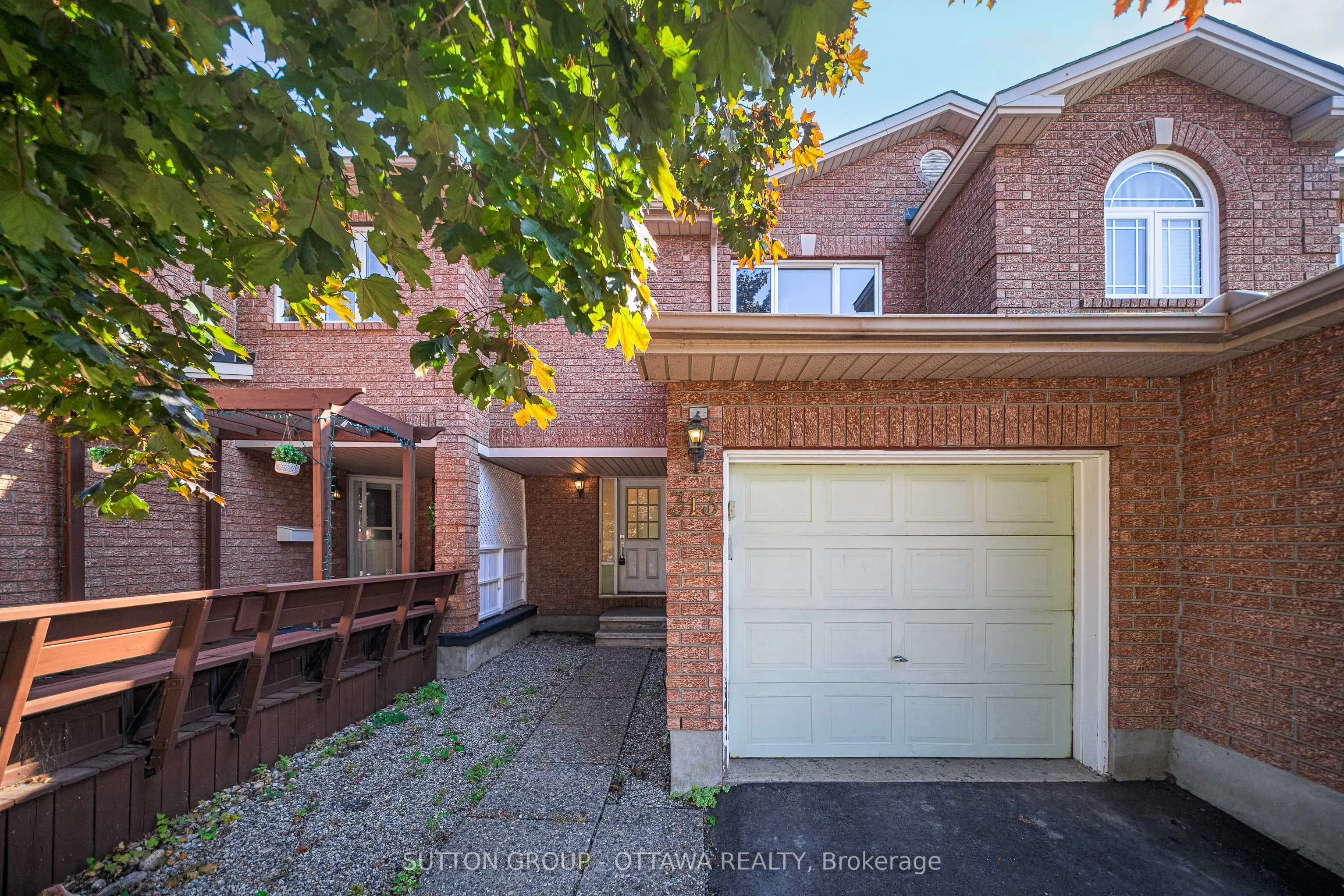 313 Stoneway Drive
