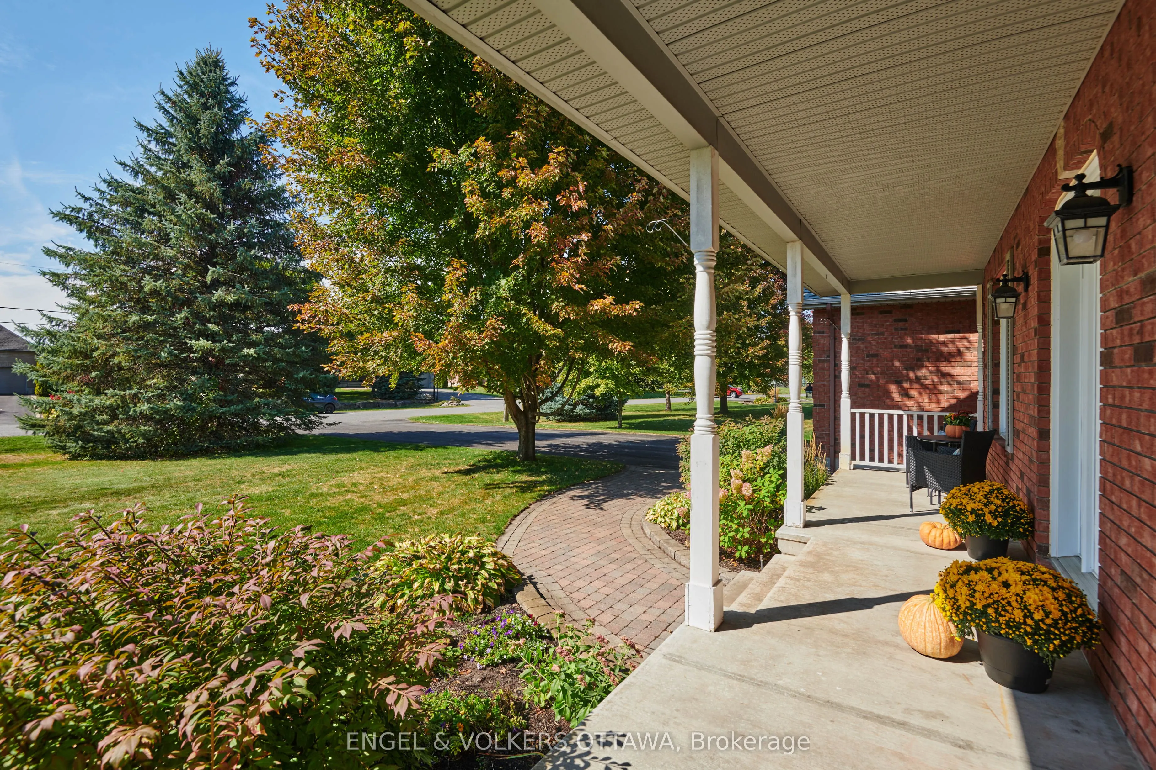 1491 Stableview Way