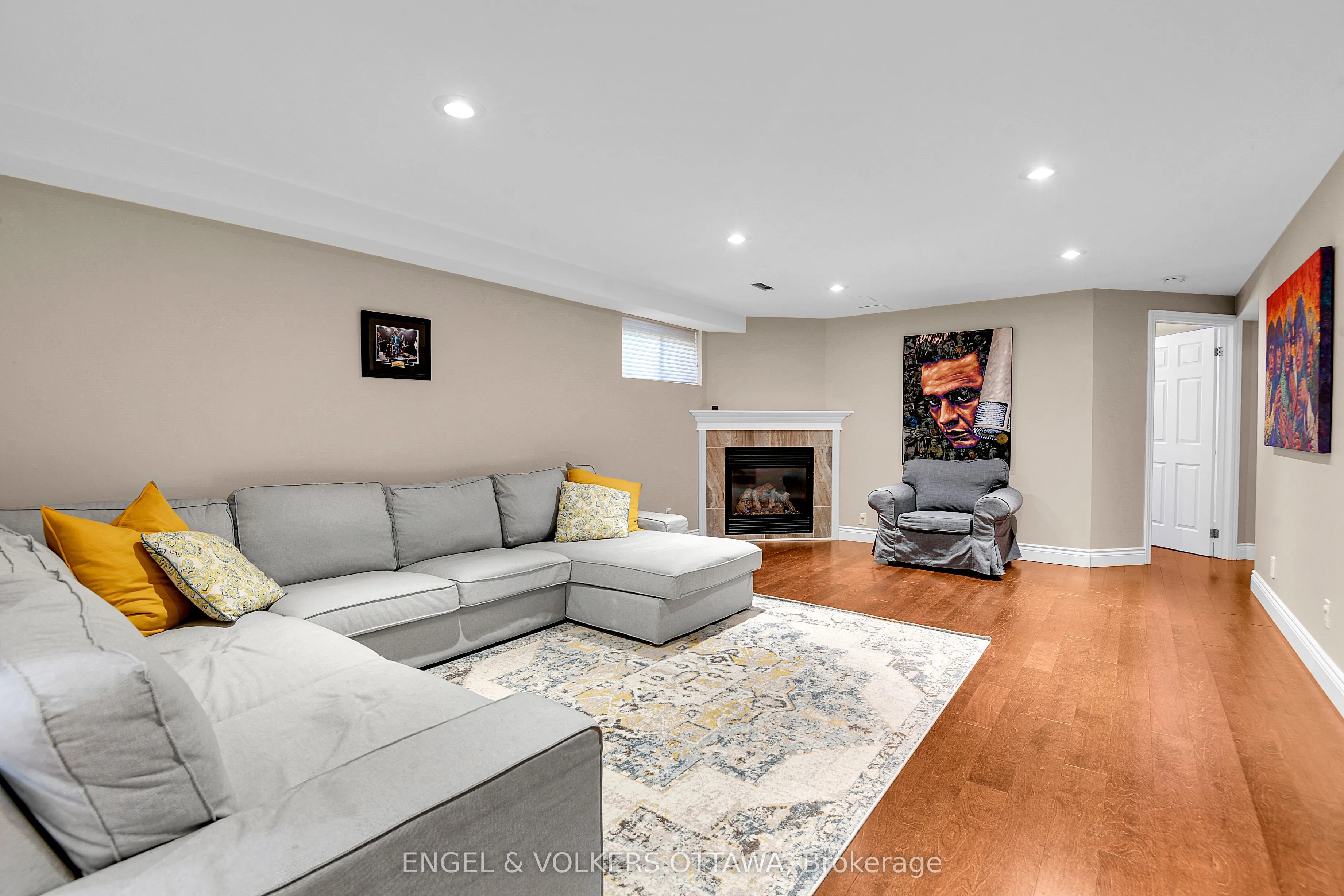 1491 Stableview Way