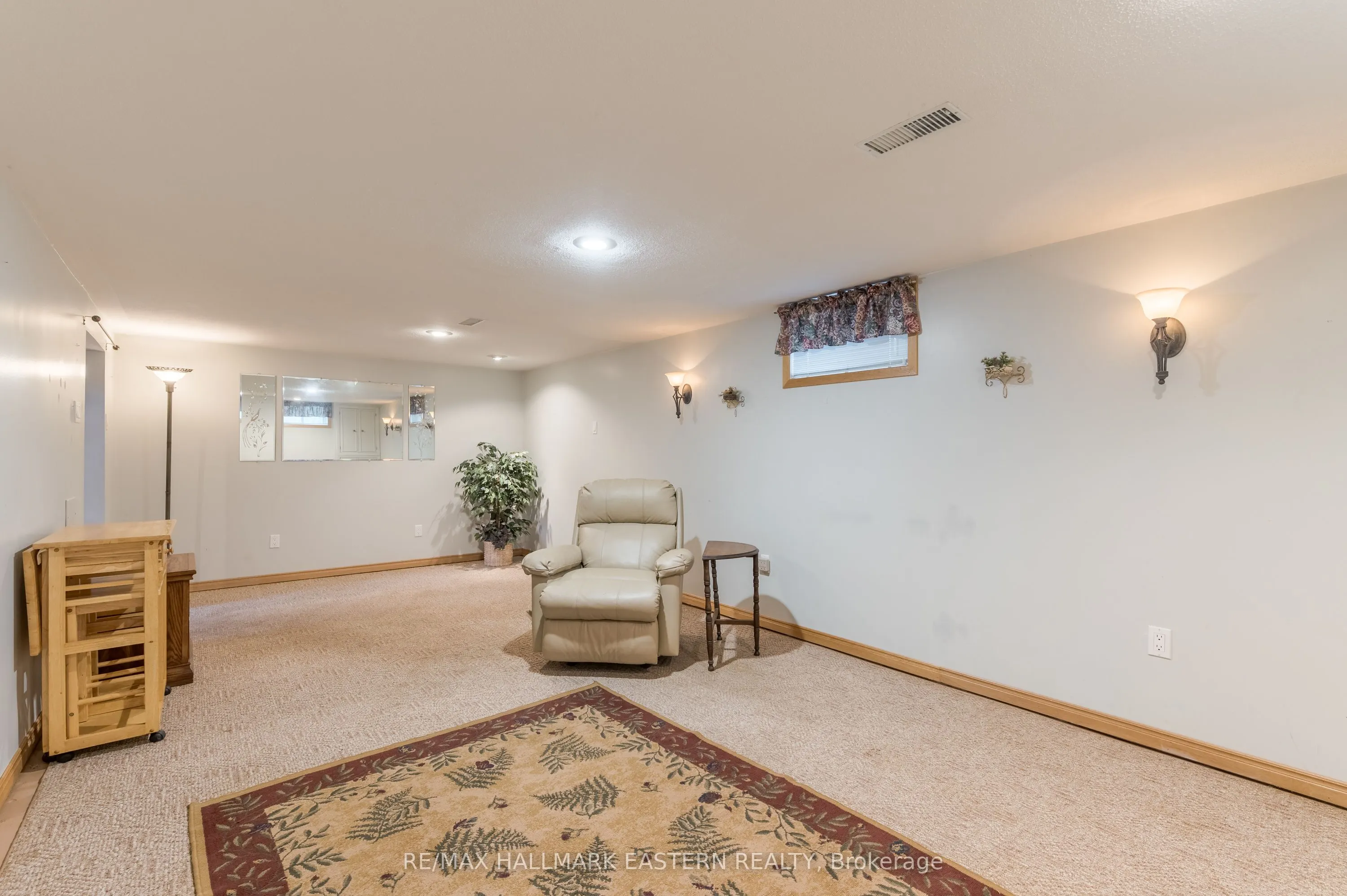 385 Bellevue Street