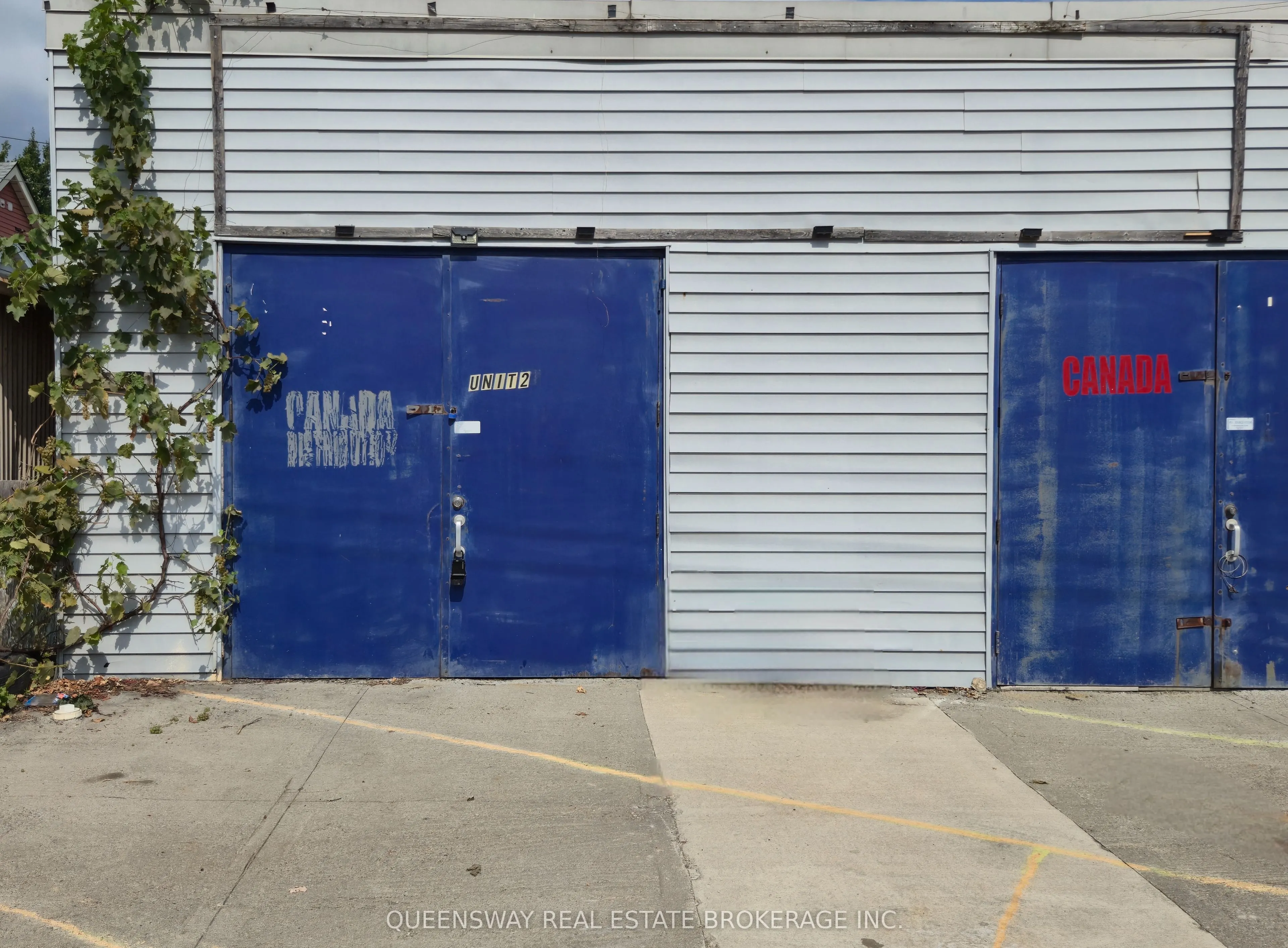 321 Robert Street