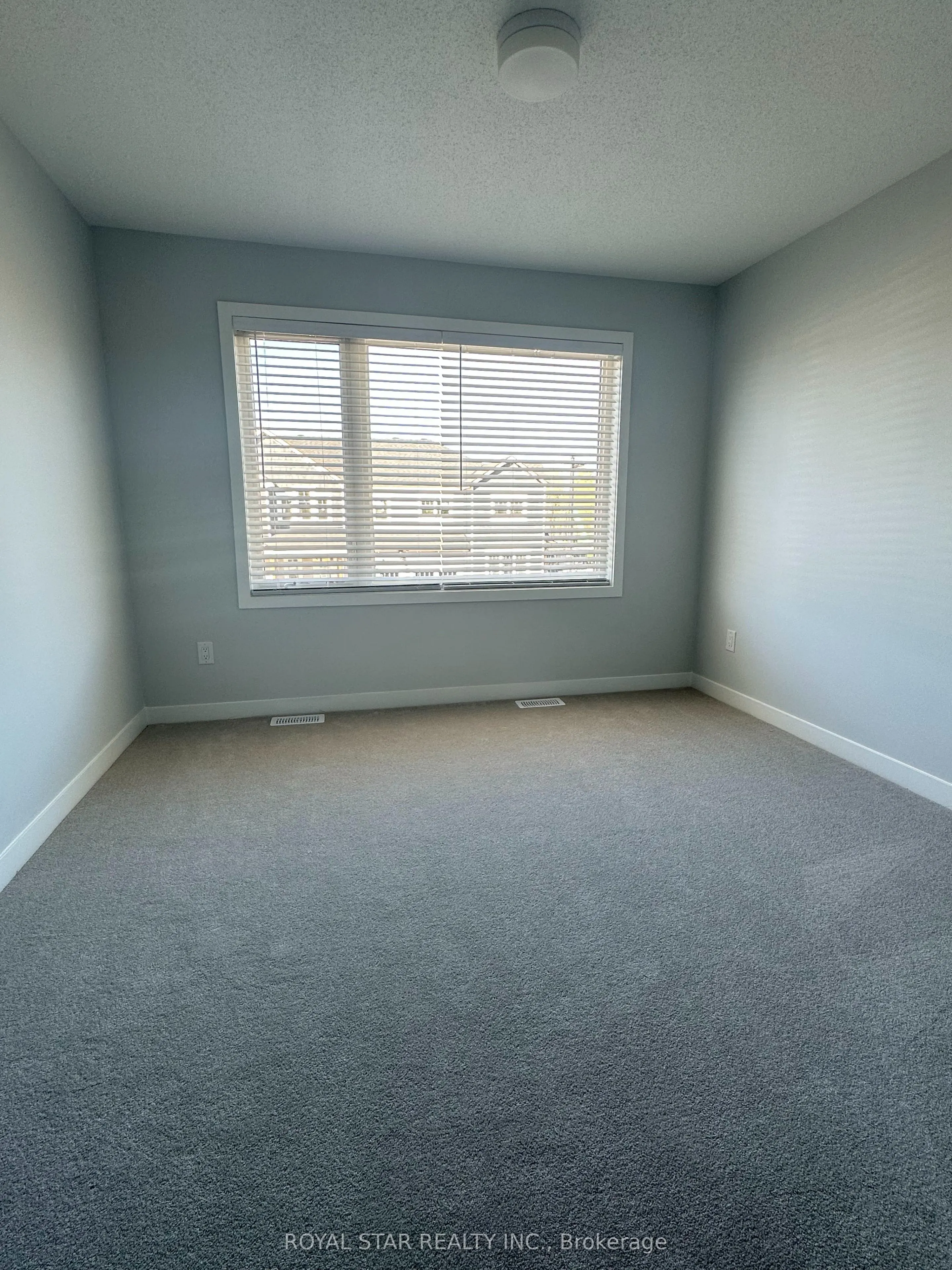 238 Billrian Crescent