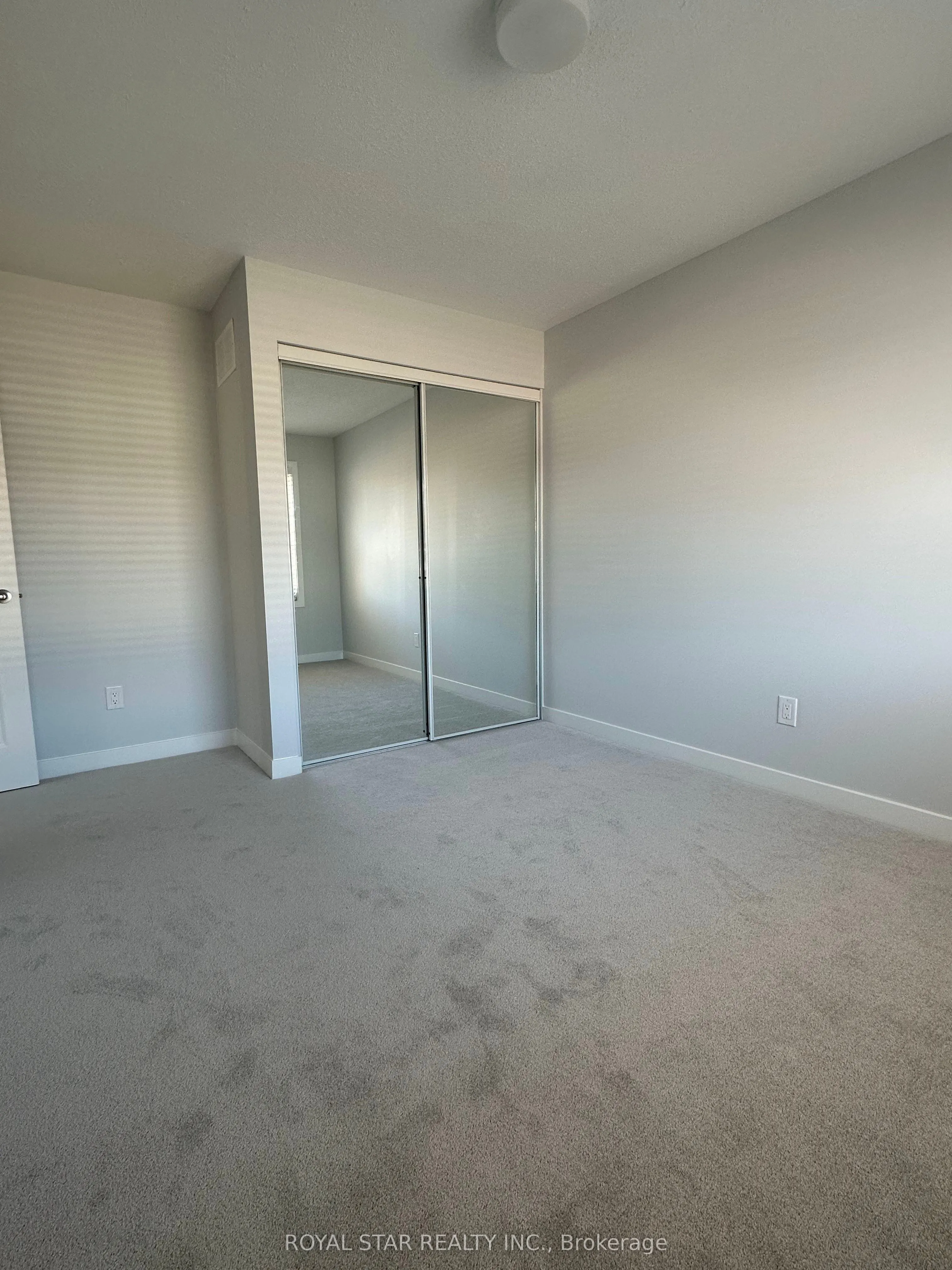 238 Billrian Crescent