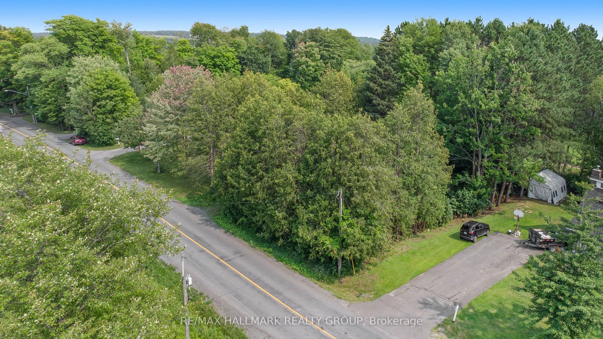 1468 David Road