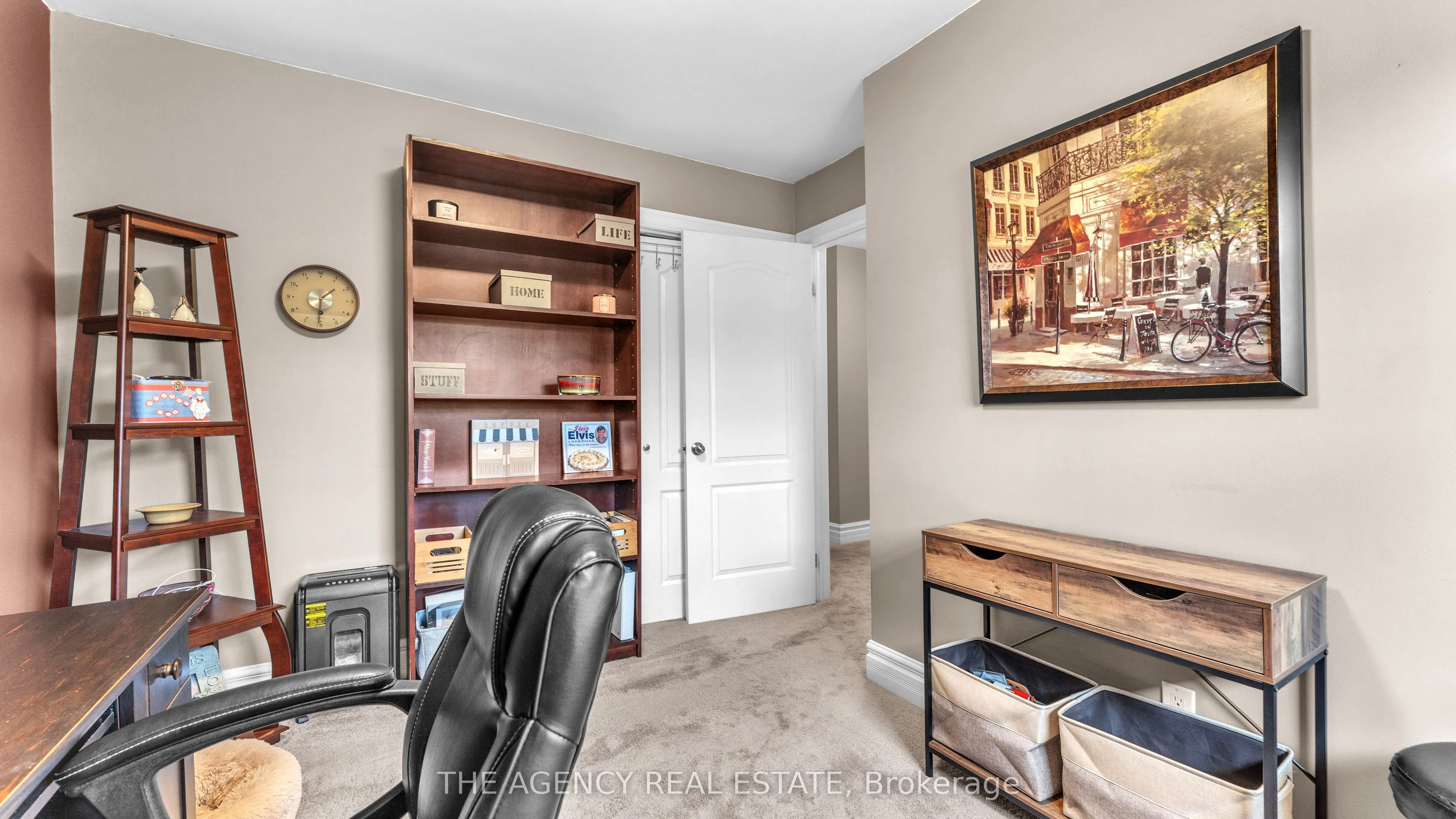 77 Southview Crescent