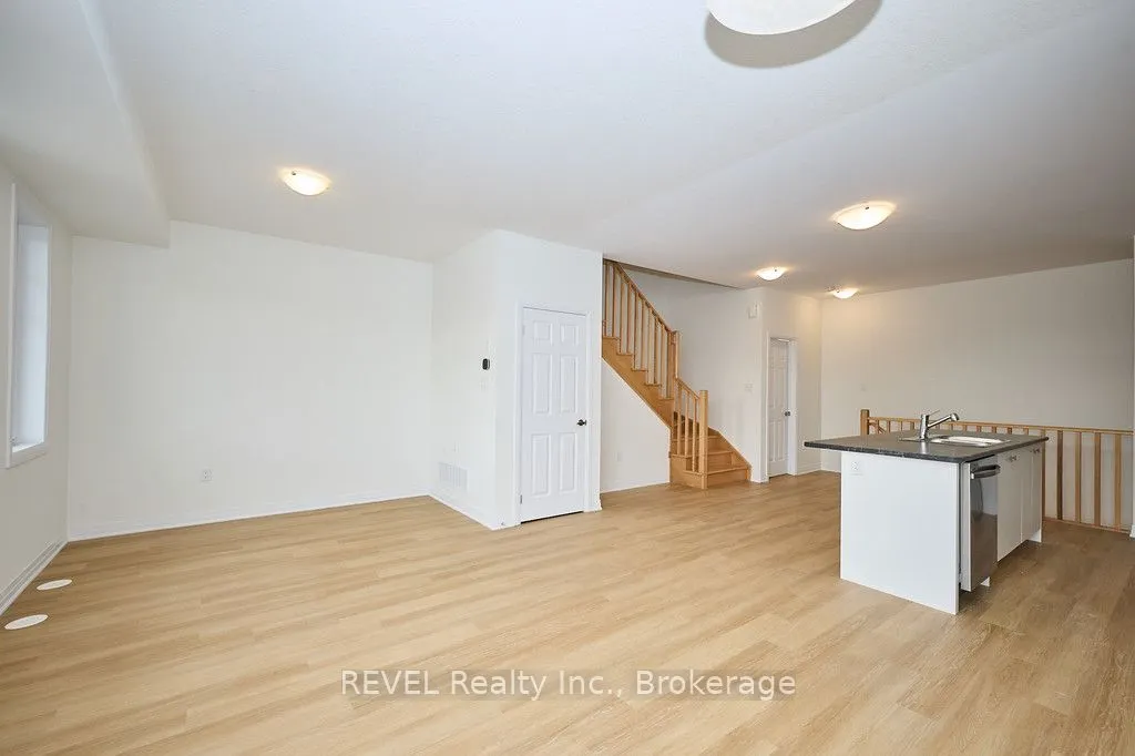 68 Feather Road