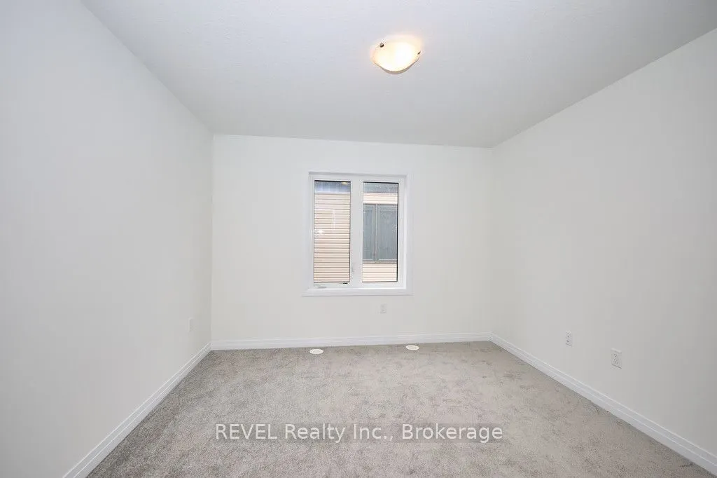 68 Feather Road