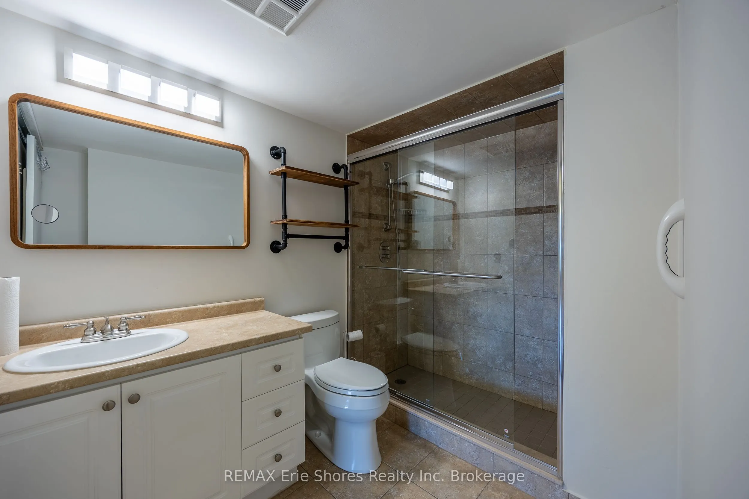 7 Gale Crescent, #504
