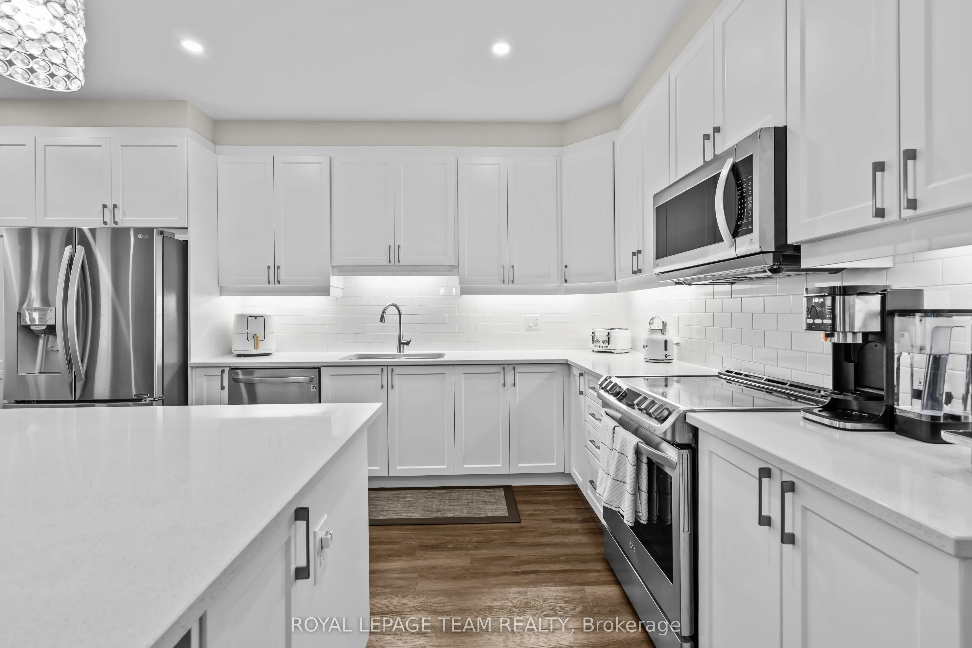 1135 Apolune Street