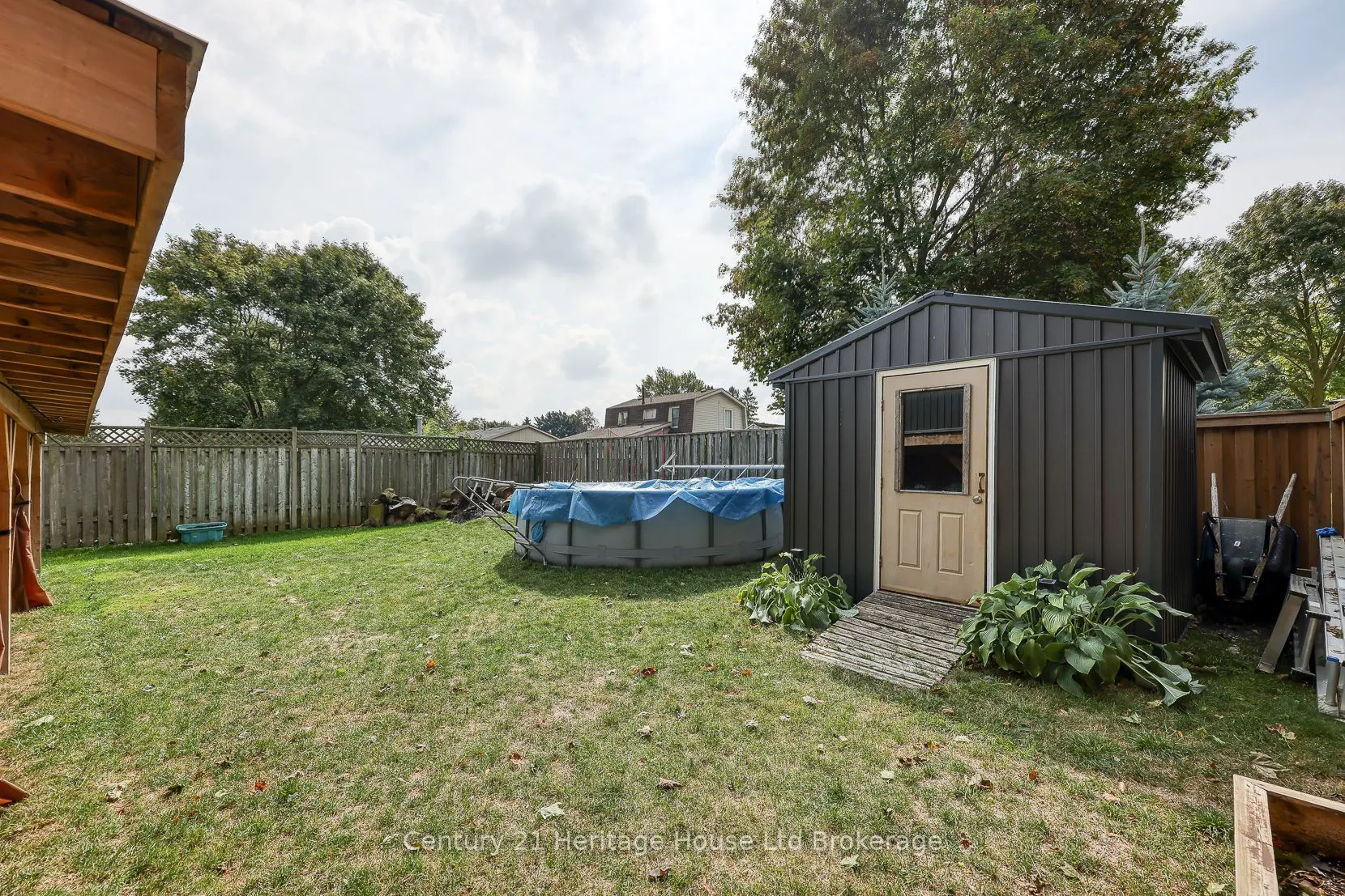 275 Cartier Drive N