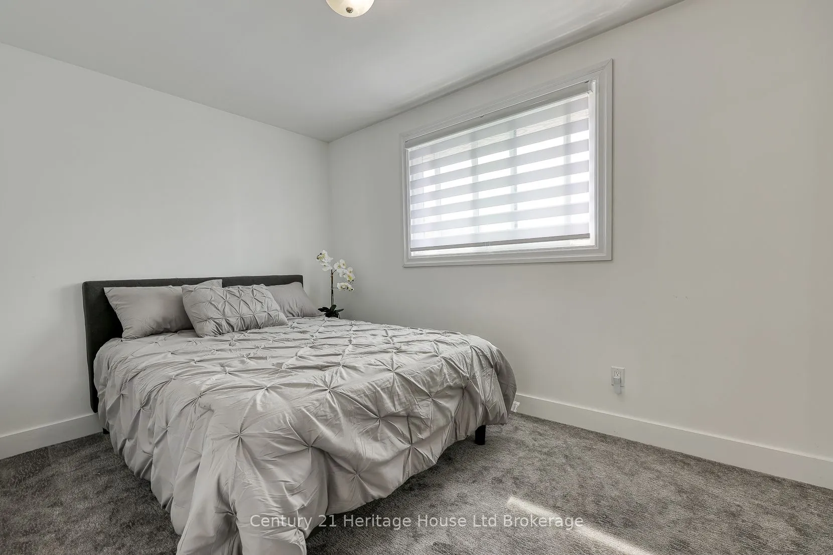 275 Cartier Drive N