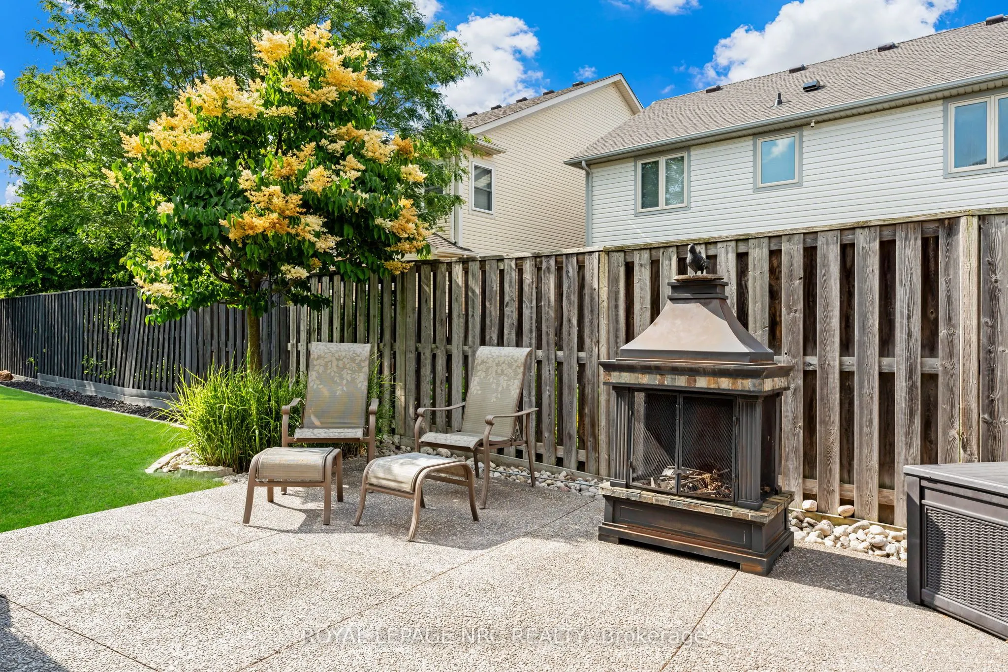 13 Alex Grant Place