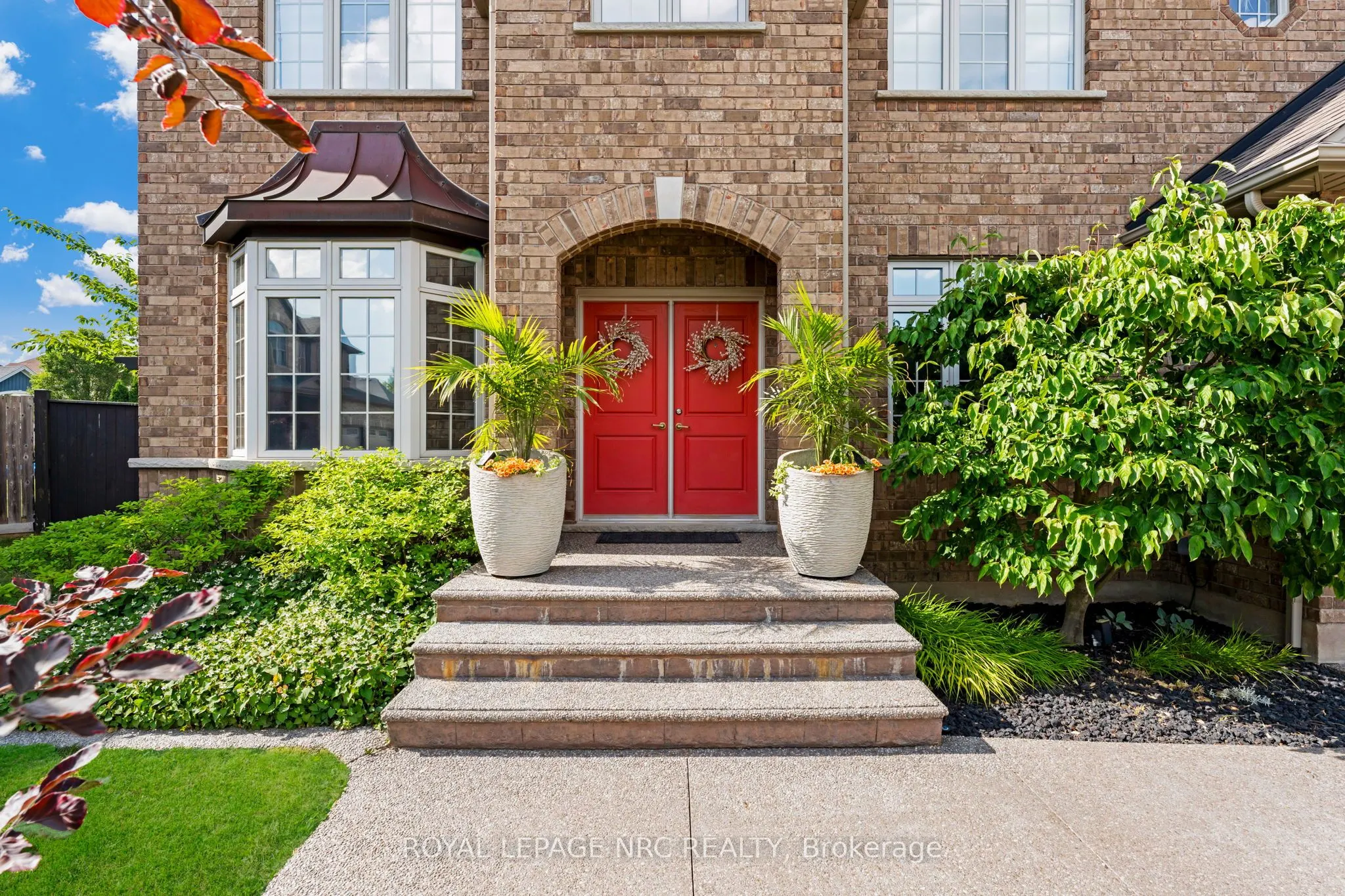 13 Alex Grant Place