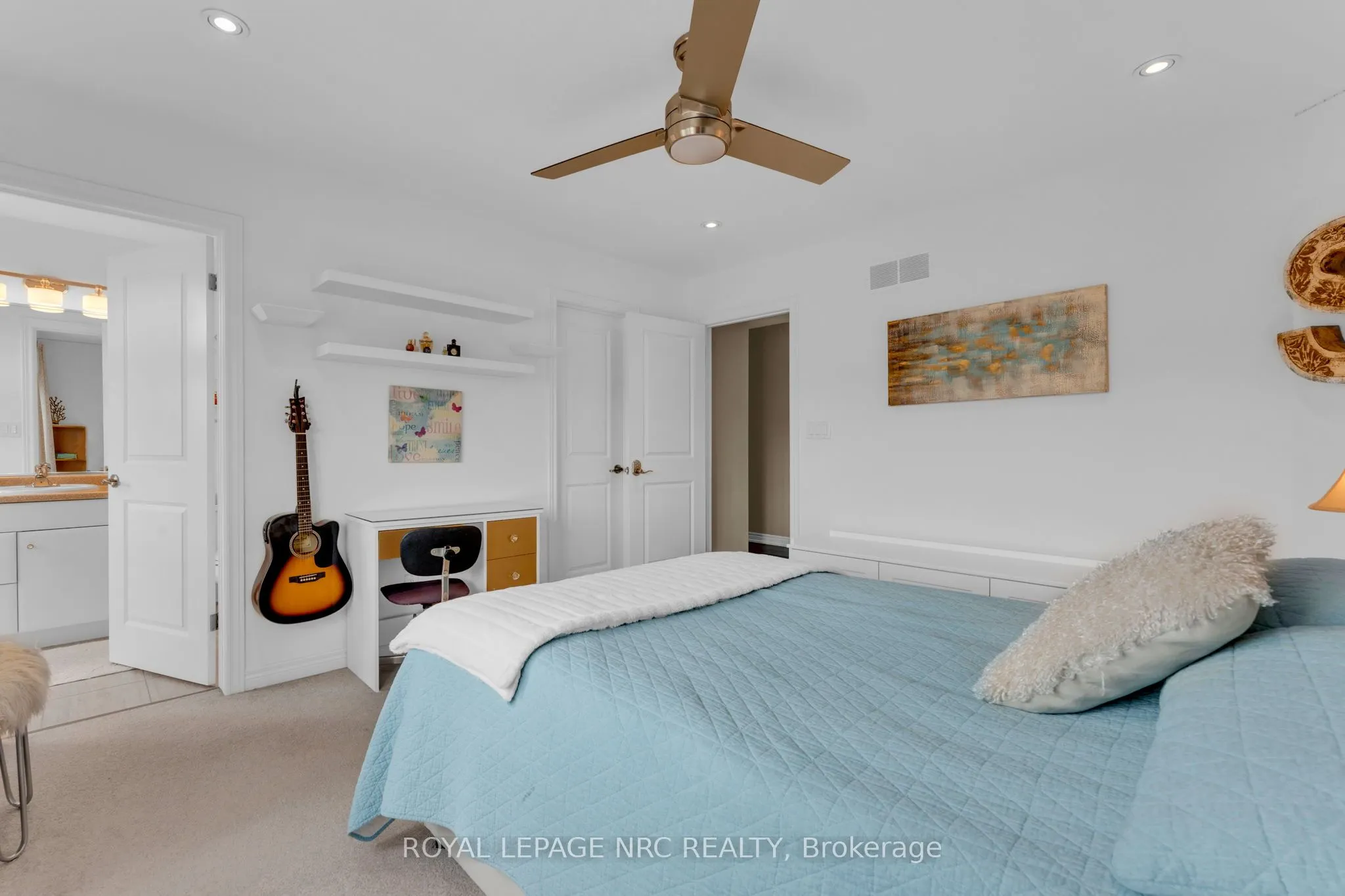 13 Alex Grant Place