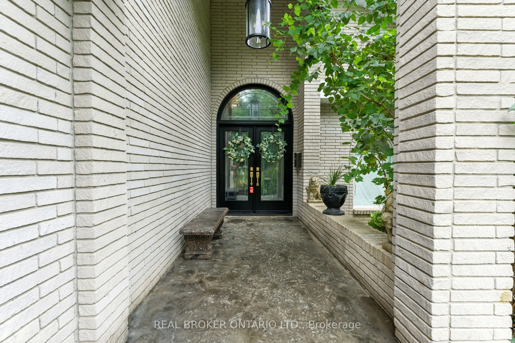 267 Memorial Drive