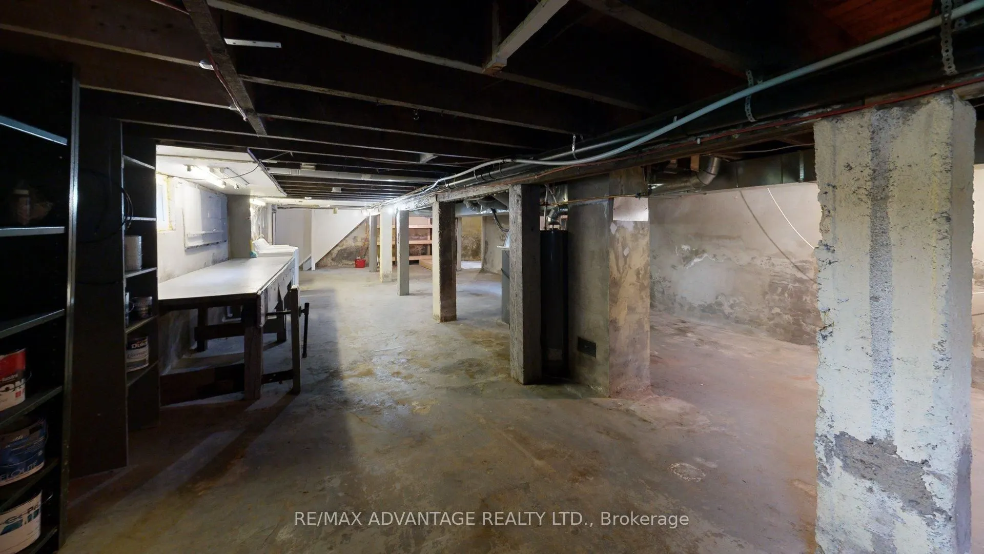 137 Woodward Avenue