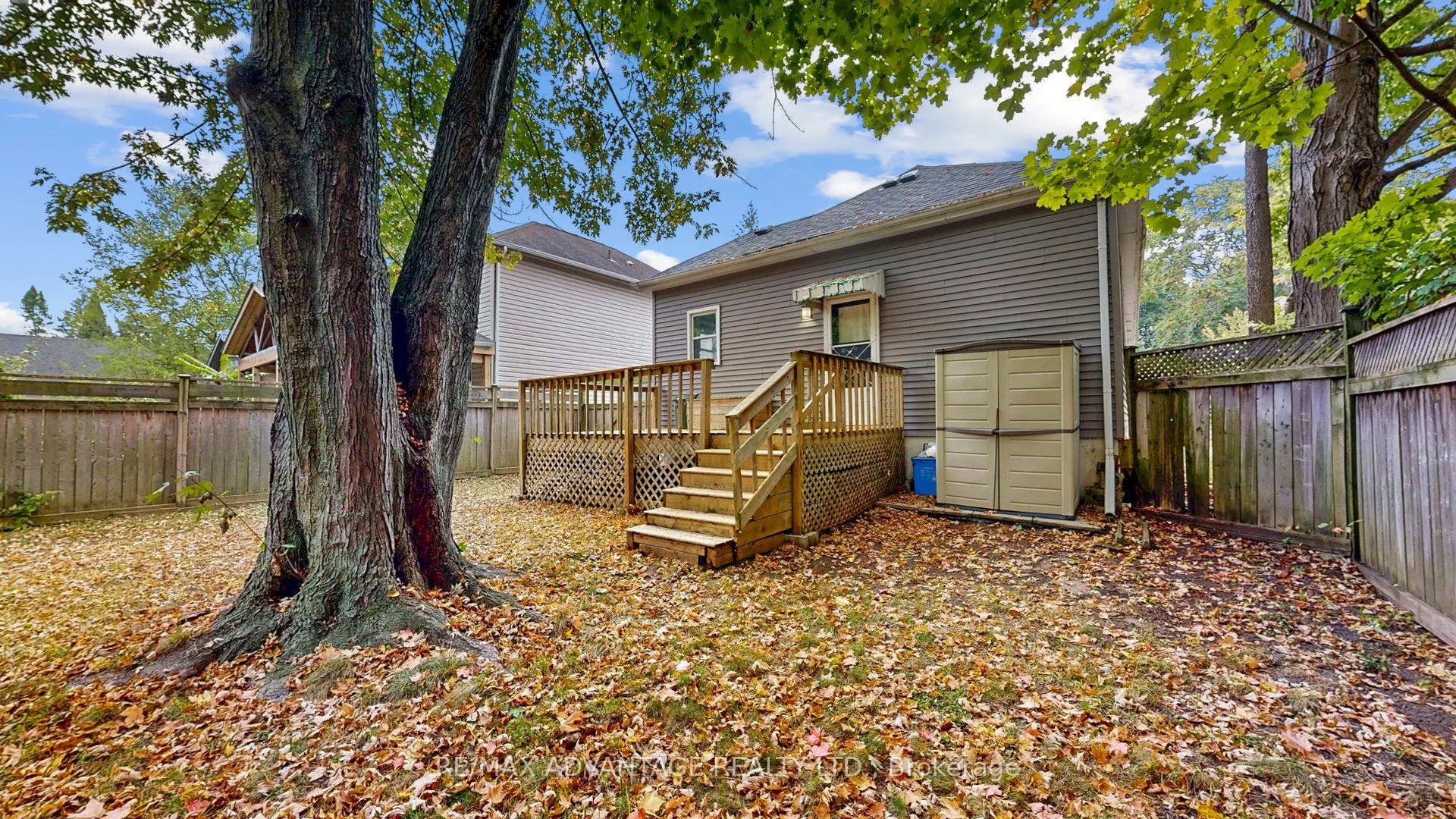 137 Woodward Avenue