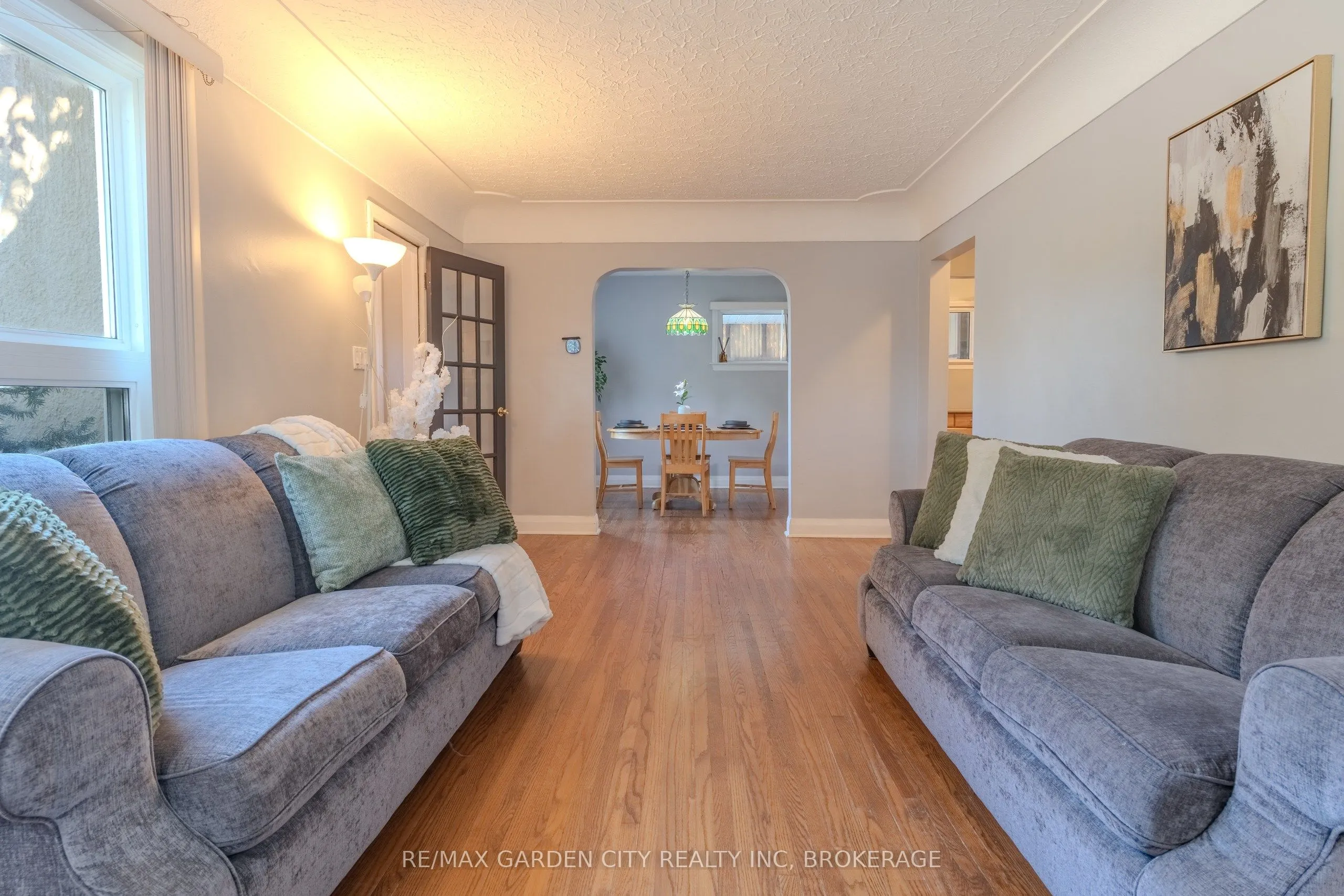 201 Thorold Road