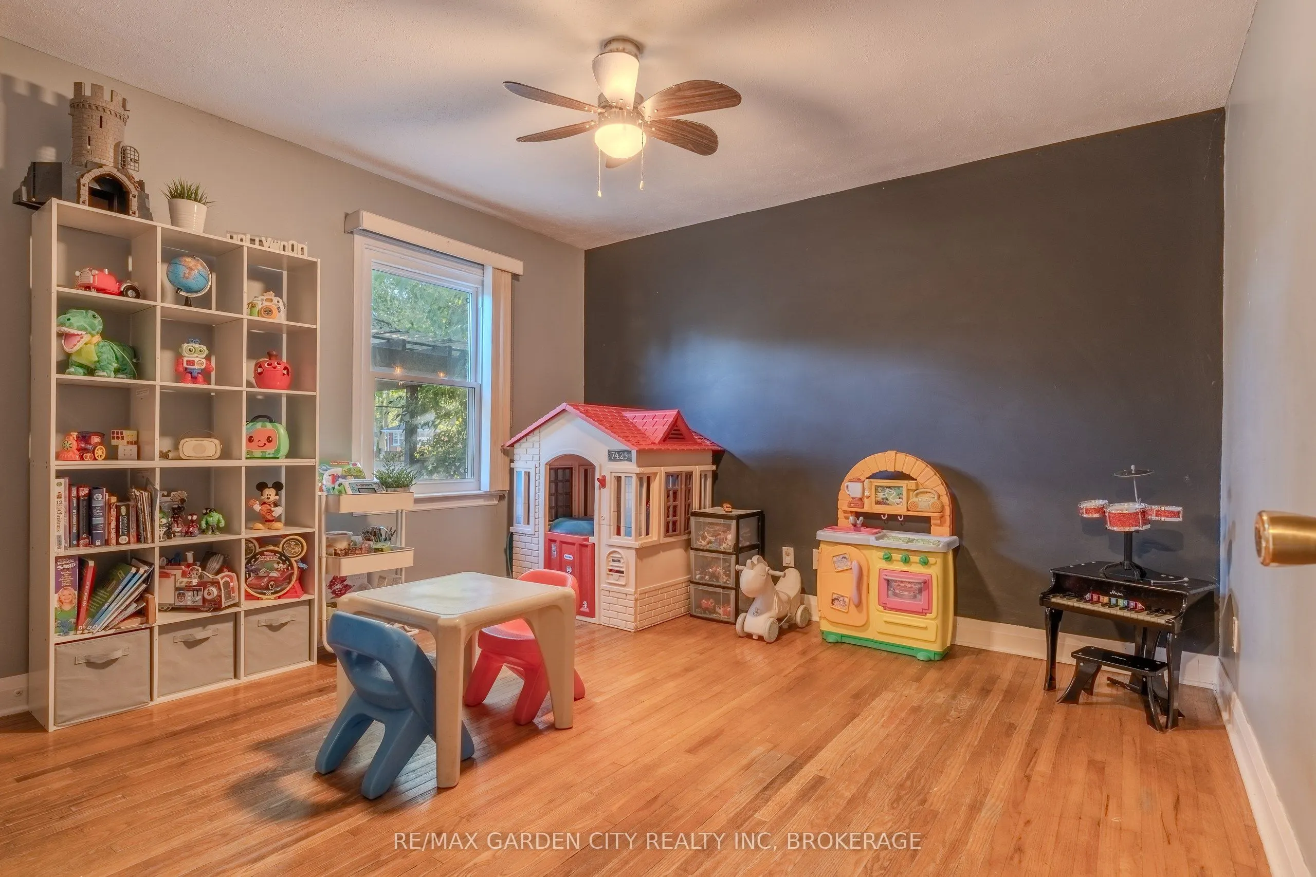 201 Thorold Road
