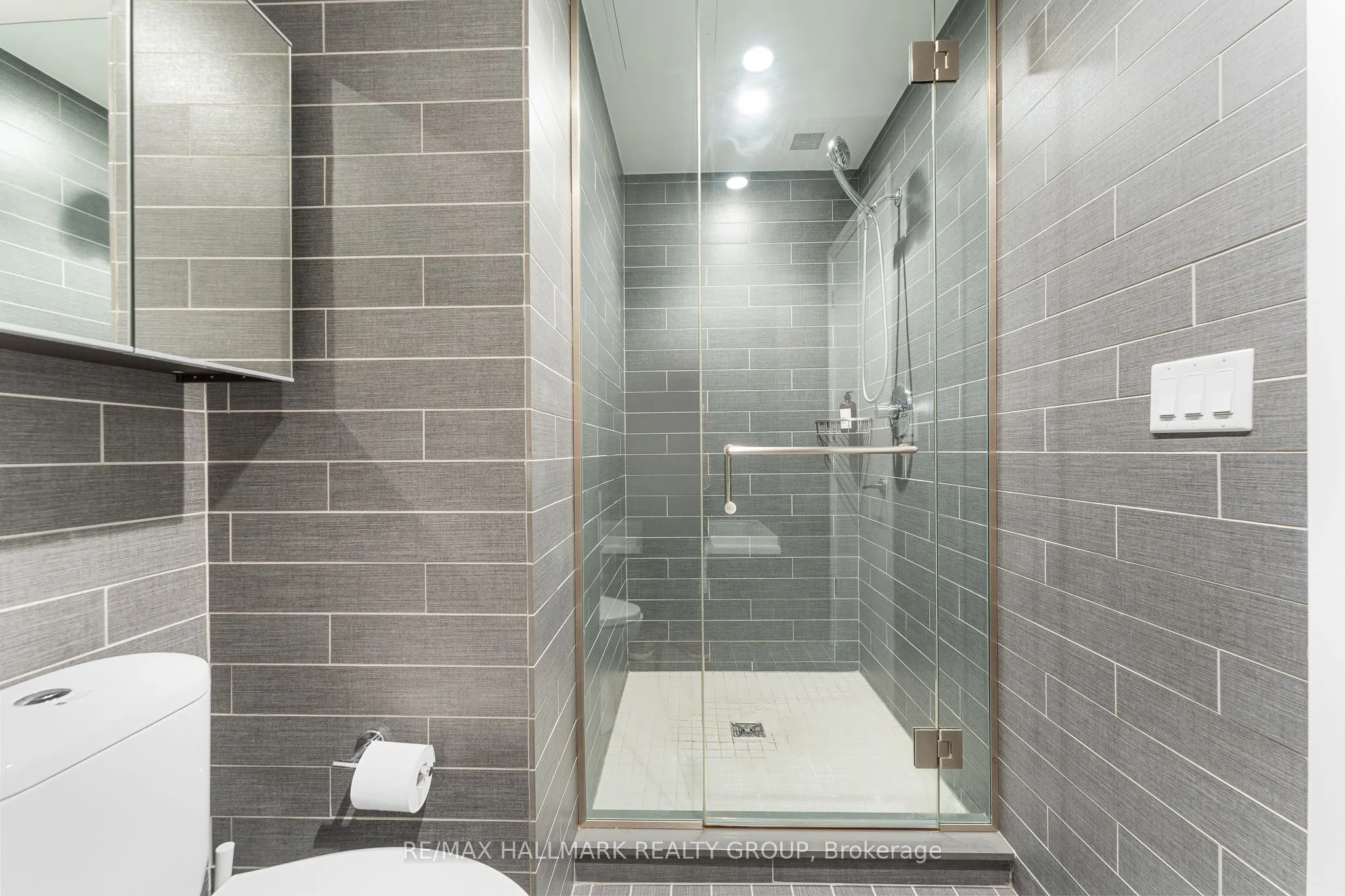 428 Sparks Street, #1807