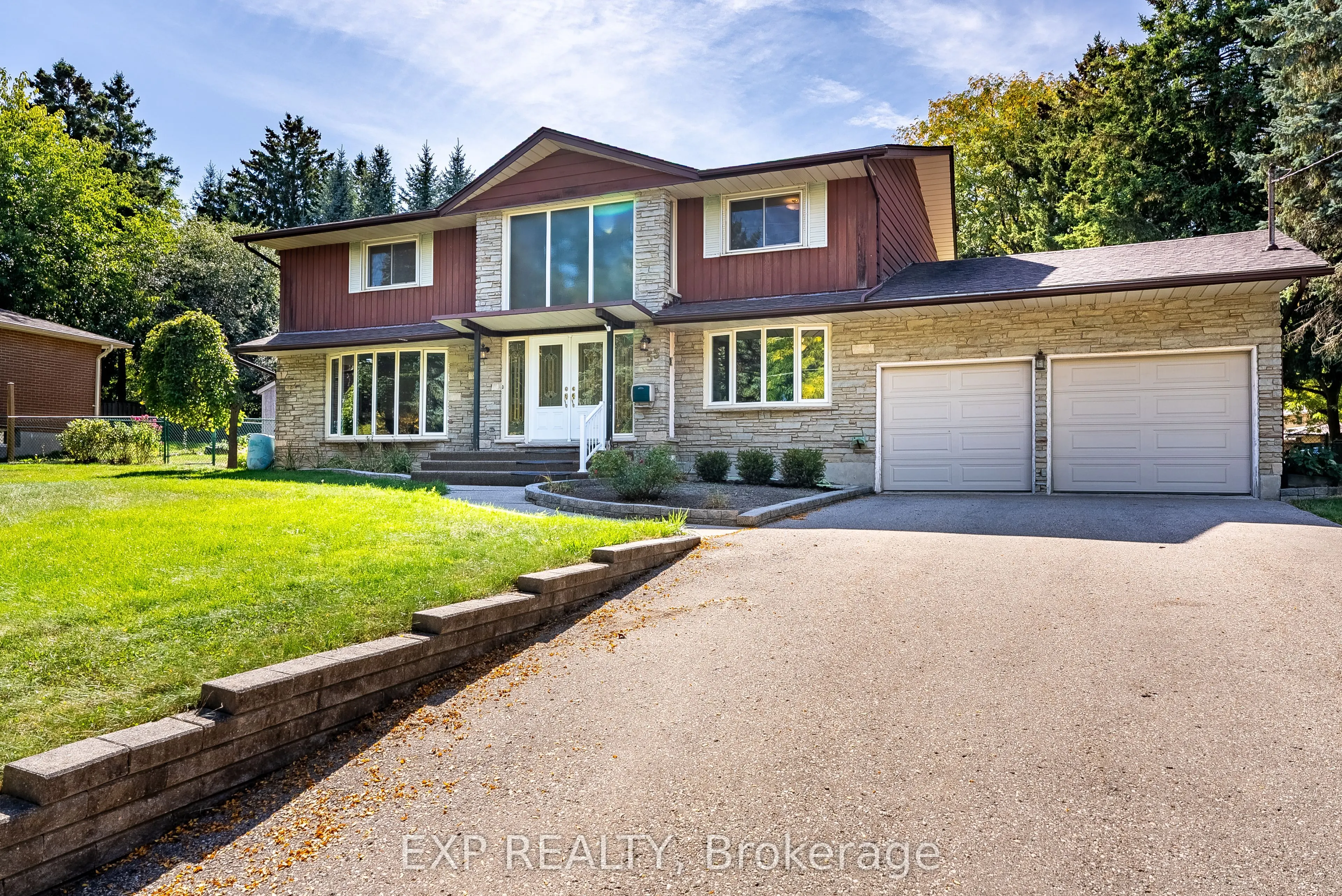 55 Amos Avenue