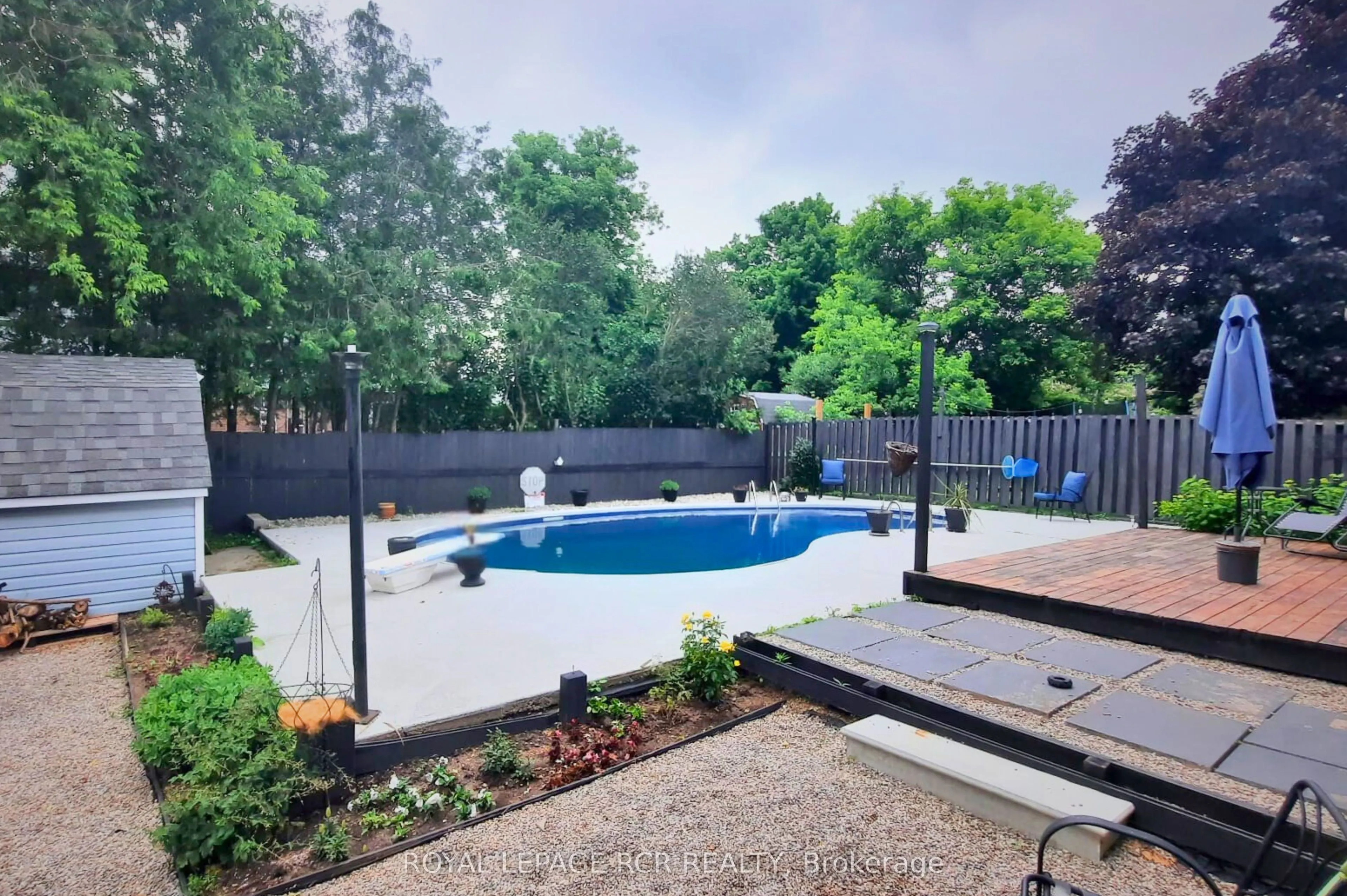 18 Spruyt Avenue