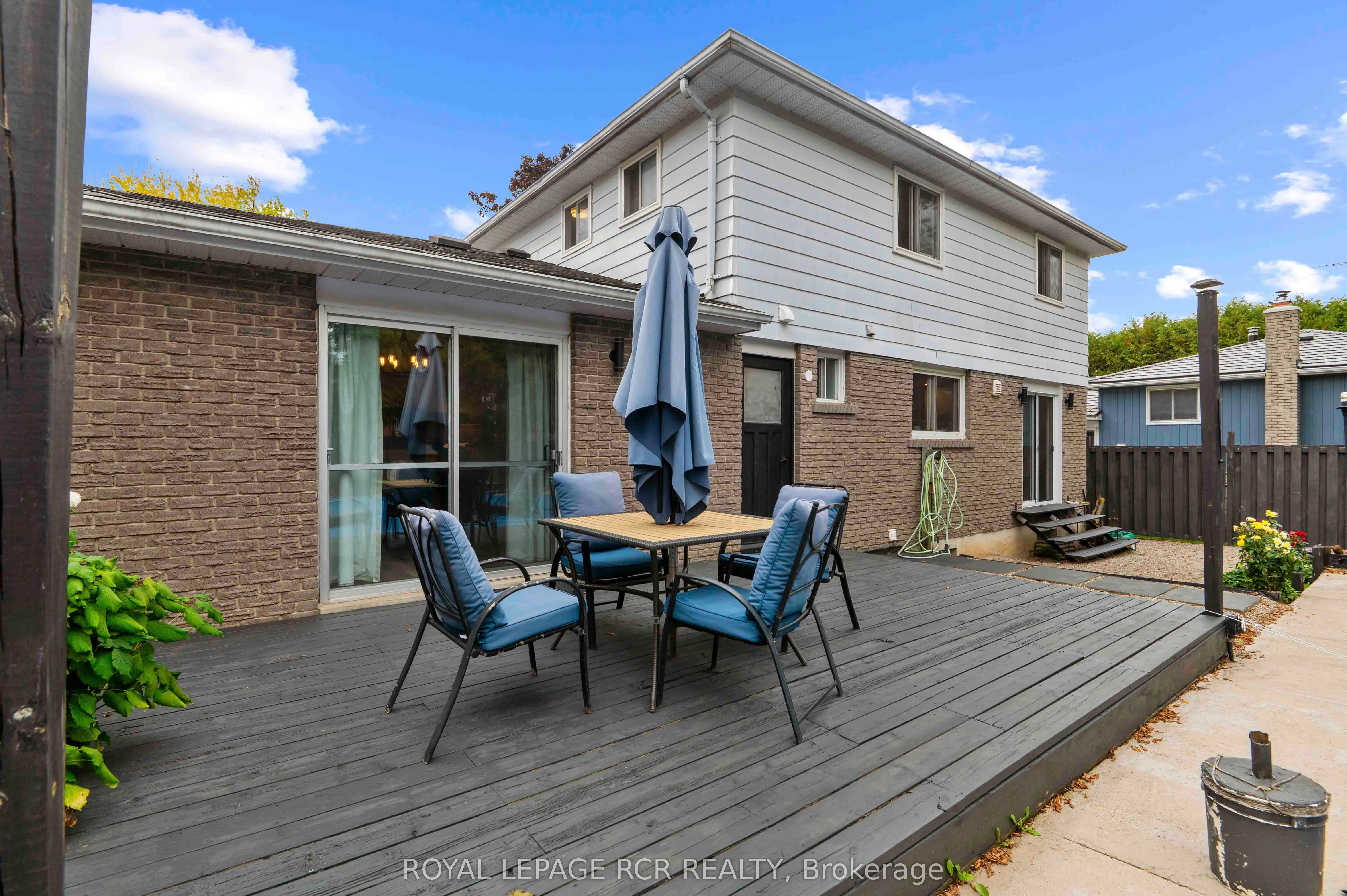 18 Spruyt Avenue