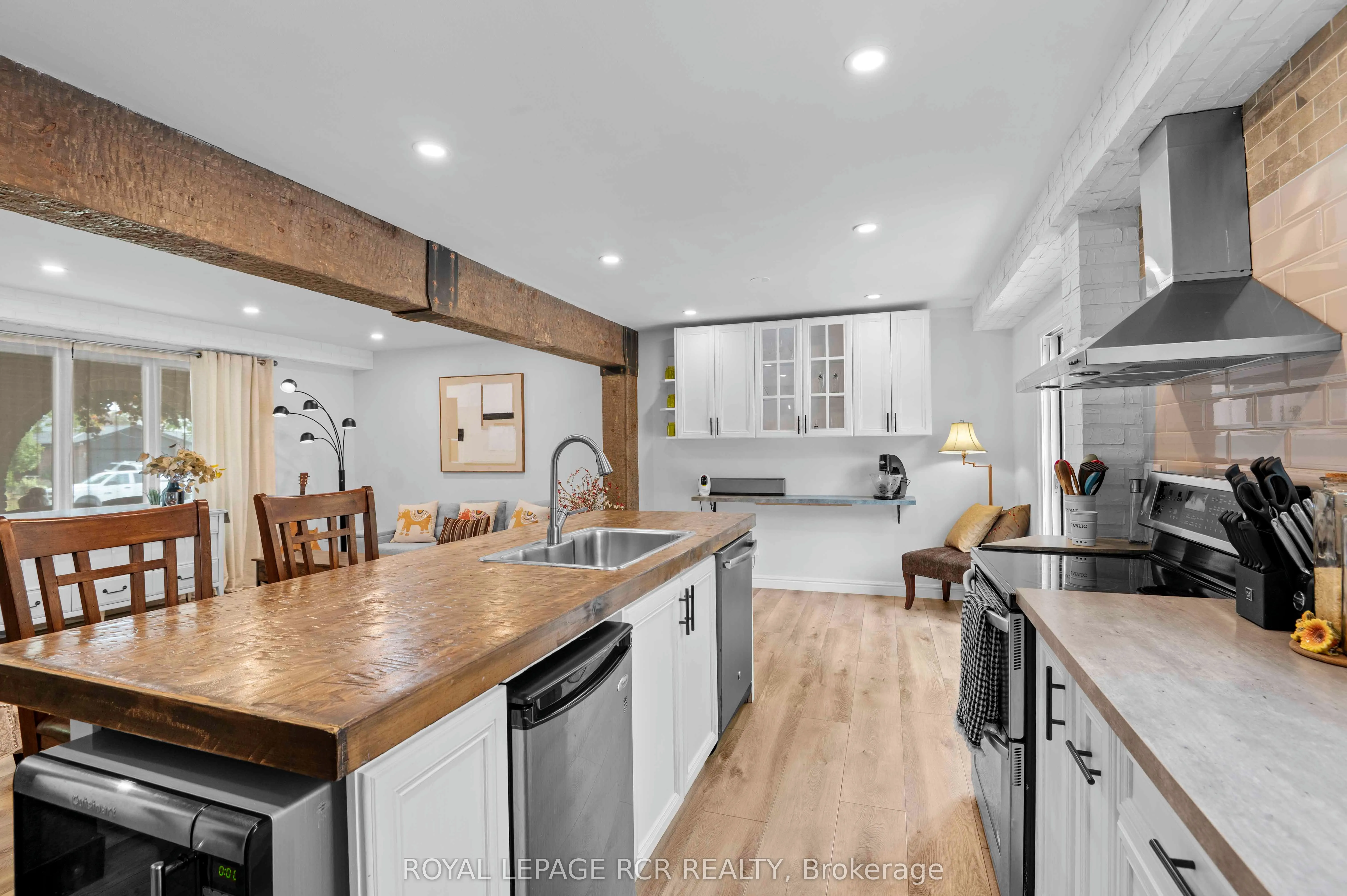 18 Spruyt Avenue