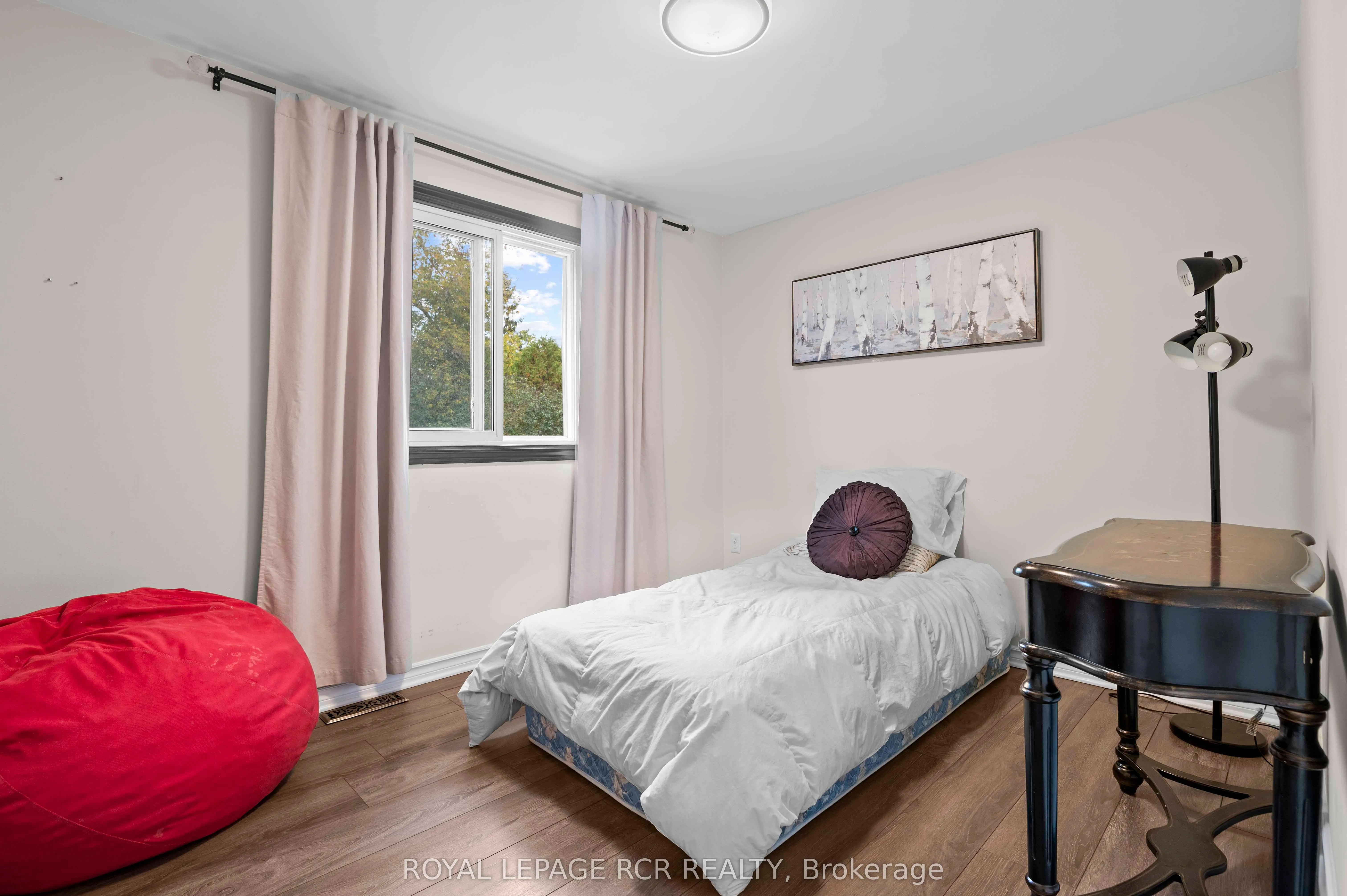 18 Spruyt Avenue