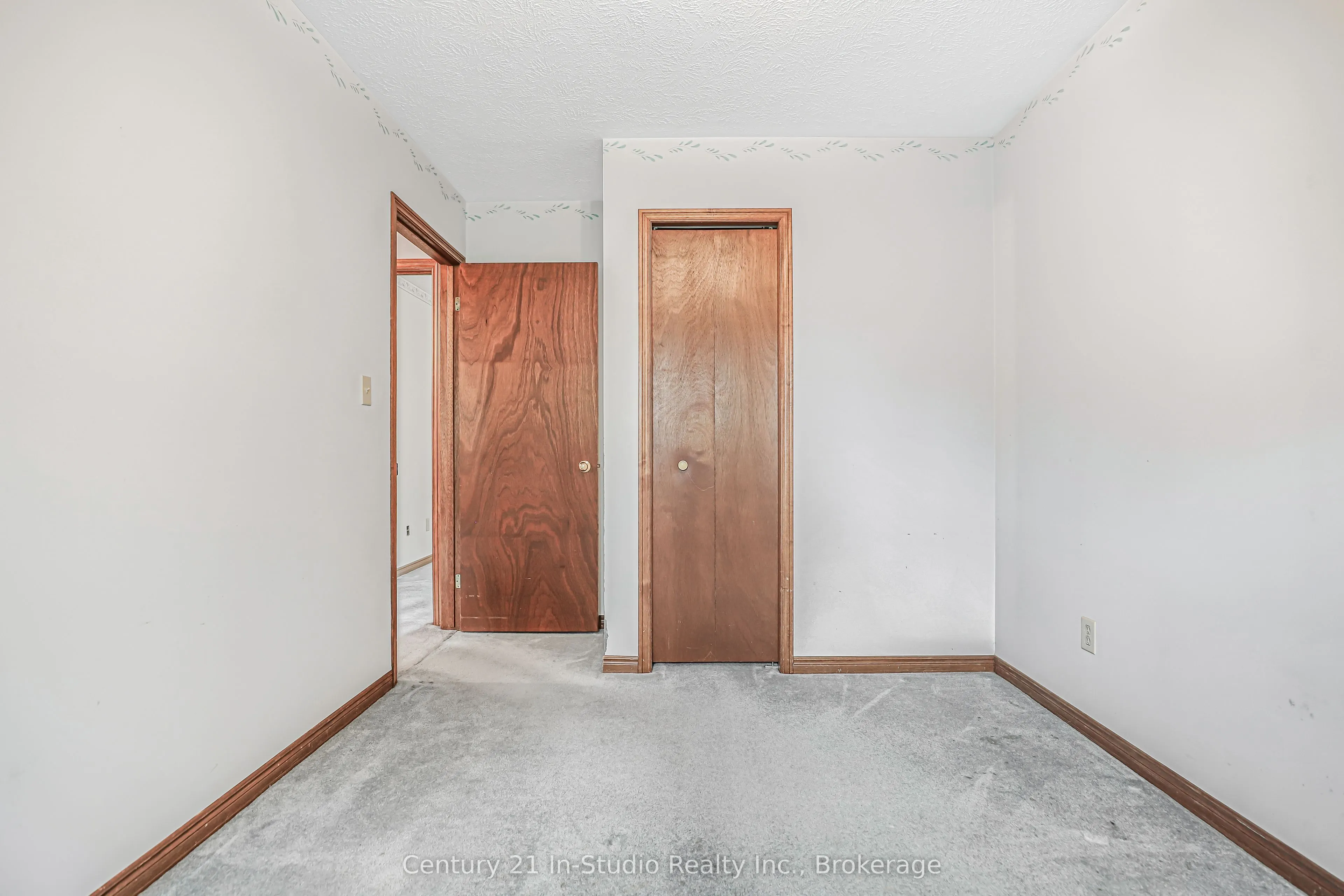 526 Crawford Street