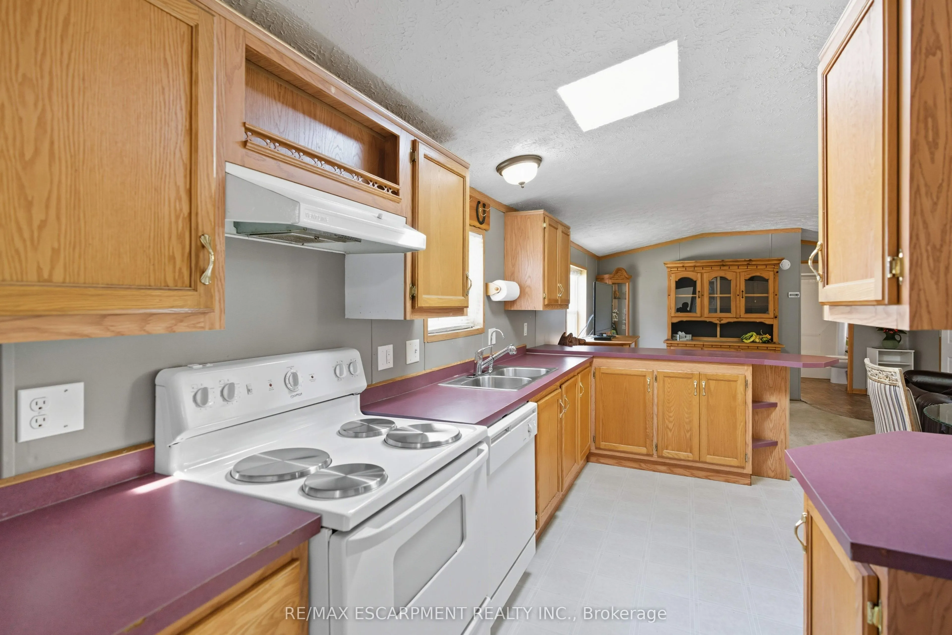 1294 8th Concession Road W, #31