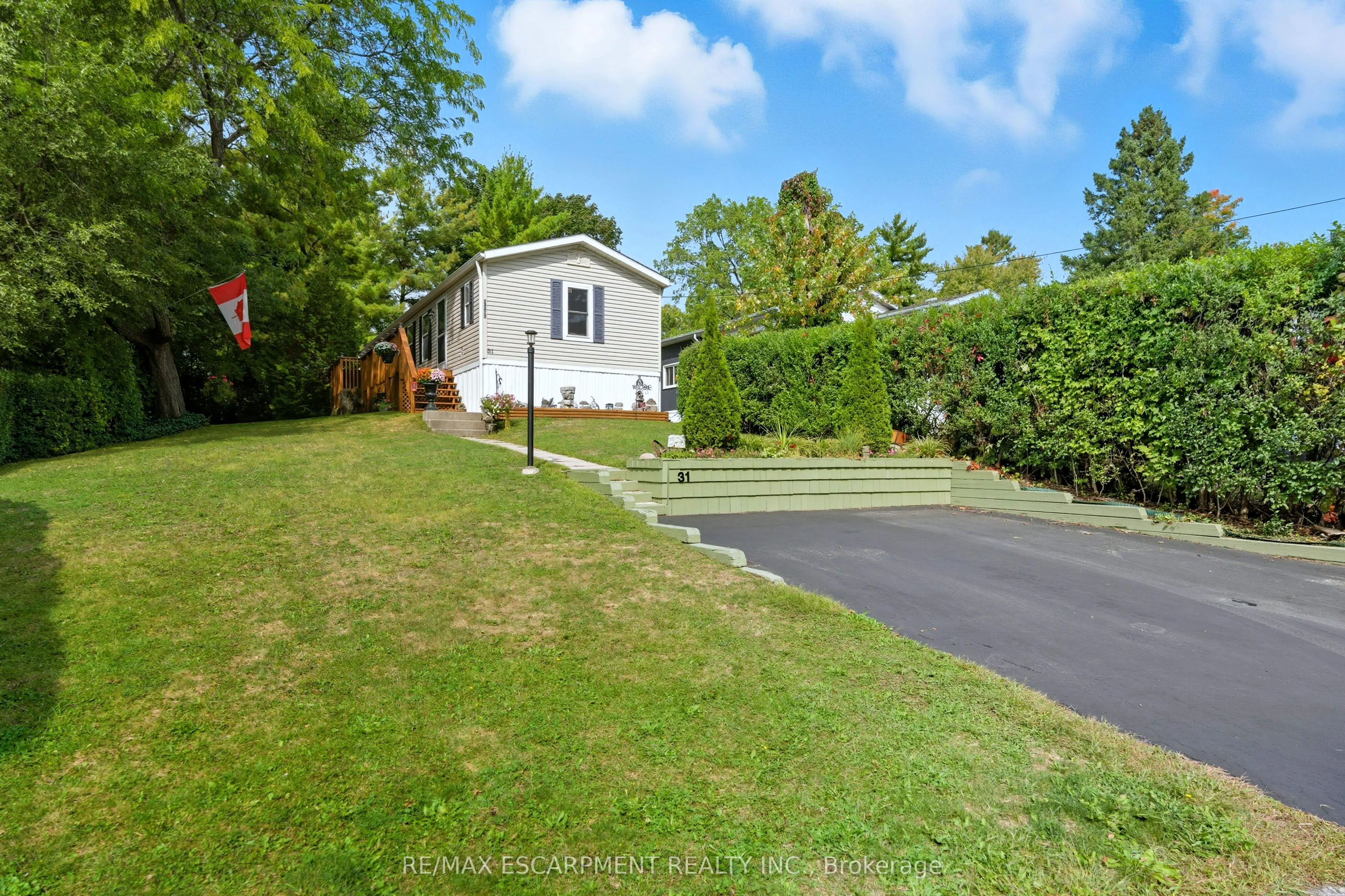 1294 8th Concession Road W, #31