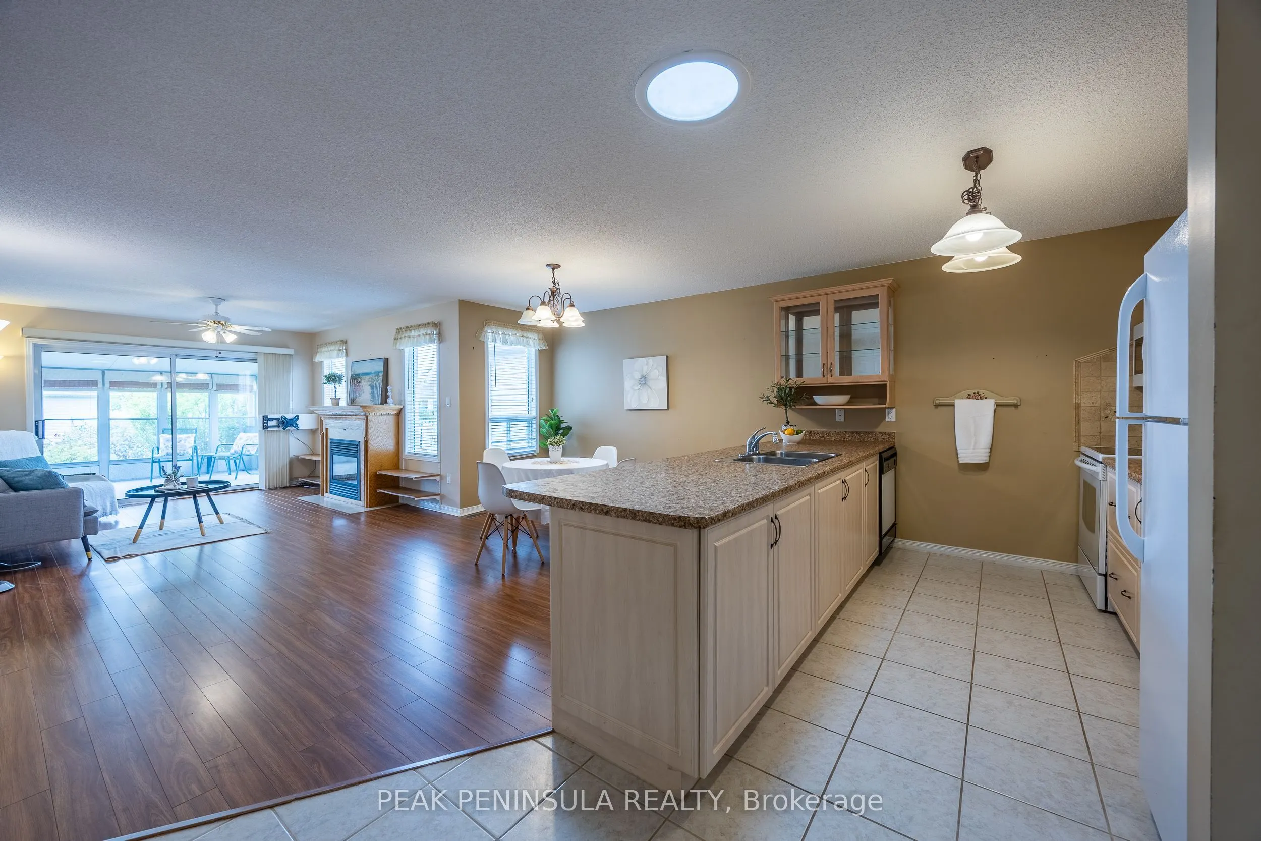 4 Walsingham Drive