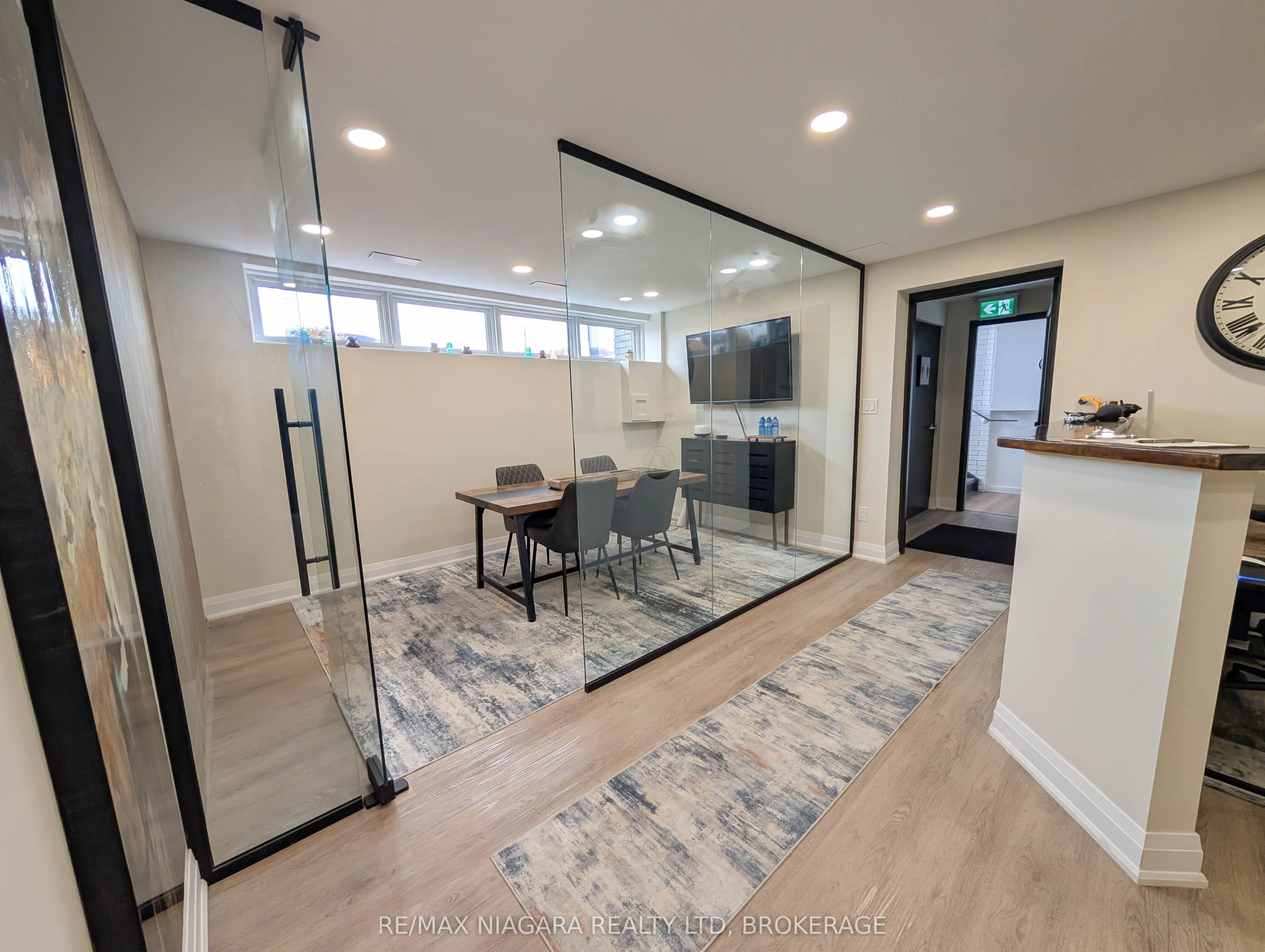 174 Eastchester Avenue, #Lower Unit
