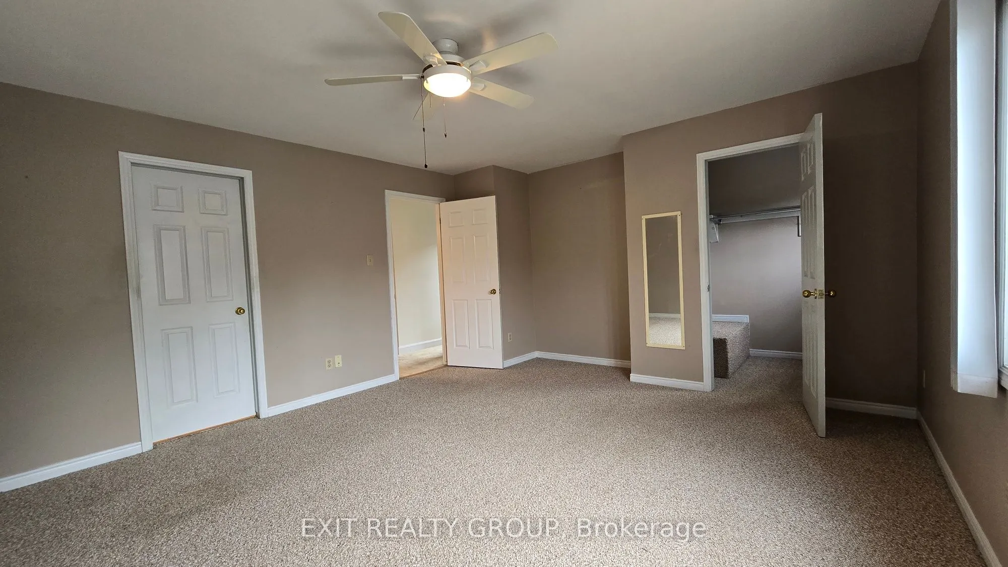 11 Janlyn Crescent, ##14