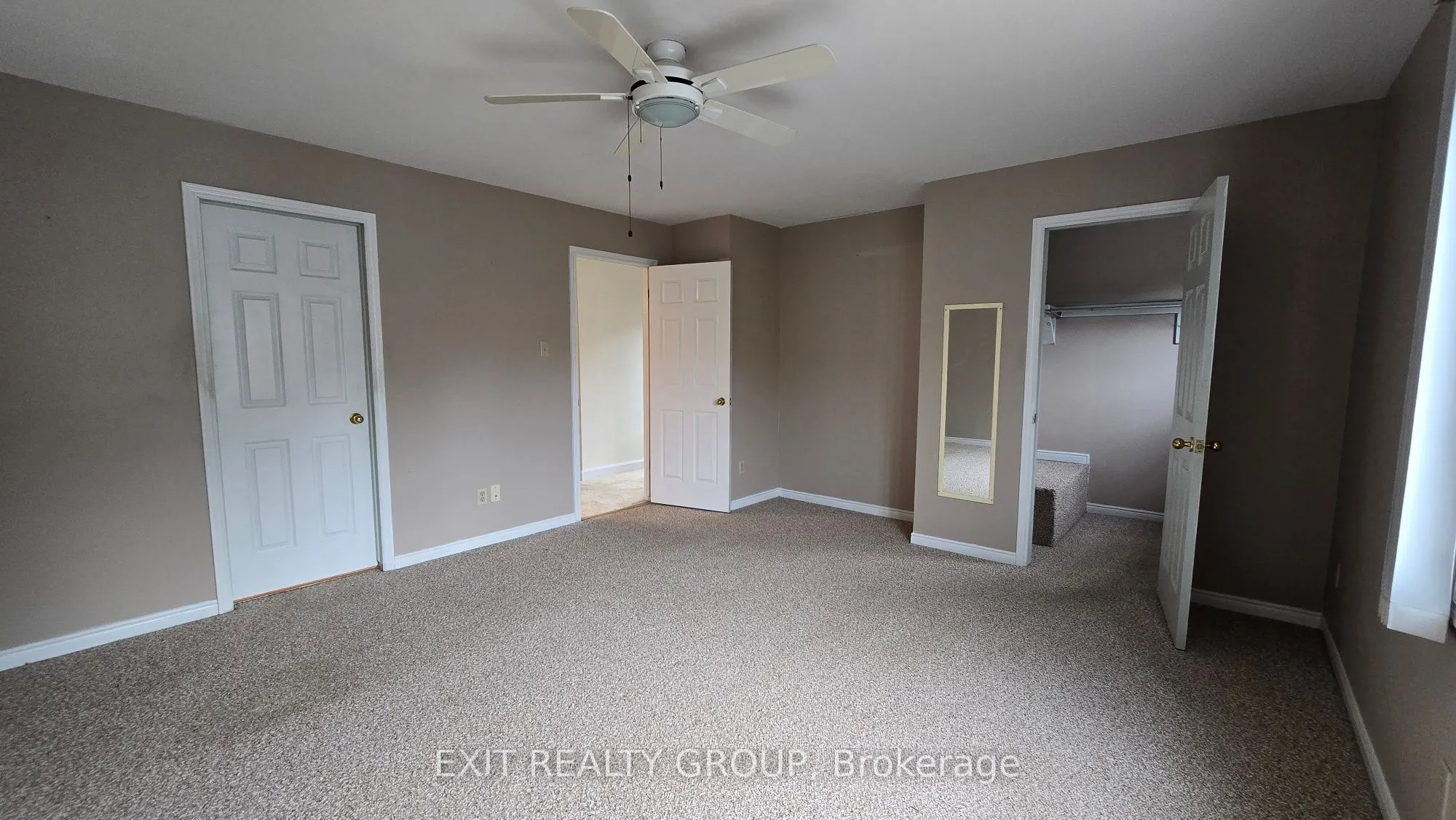 11 Janlyn Crescent, ##14