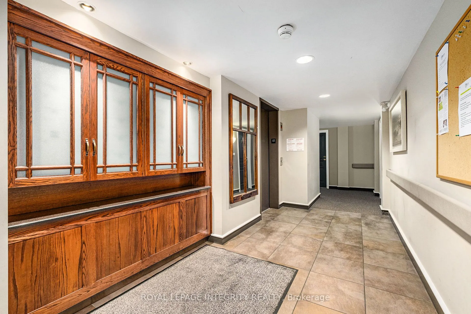 1 Meridian Place, #303