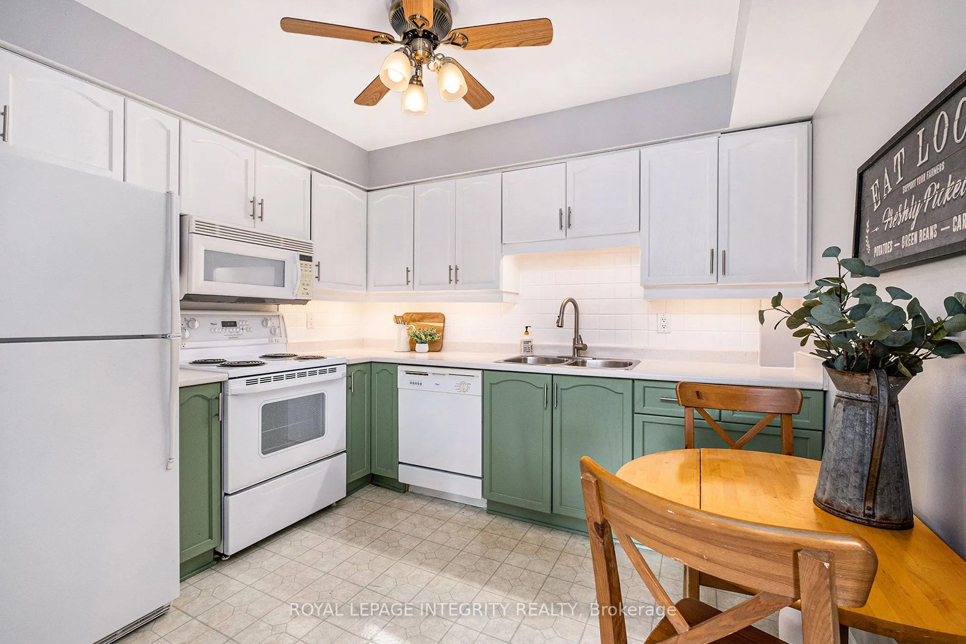 1 Meridian Place, #303