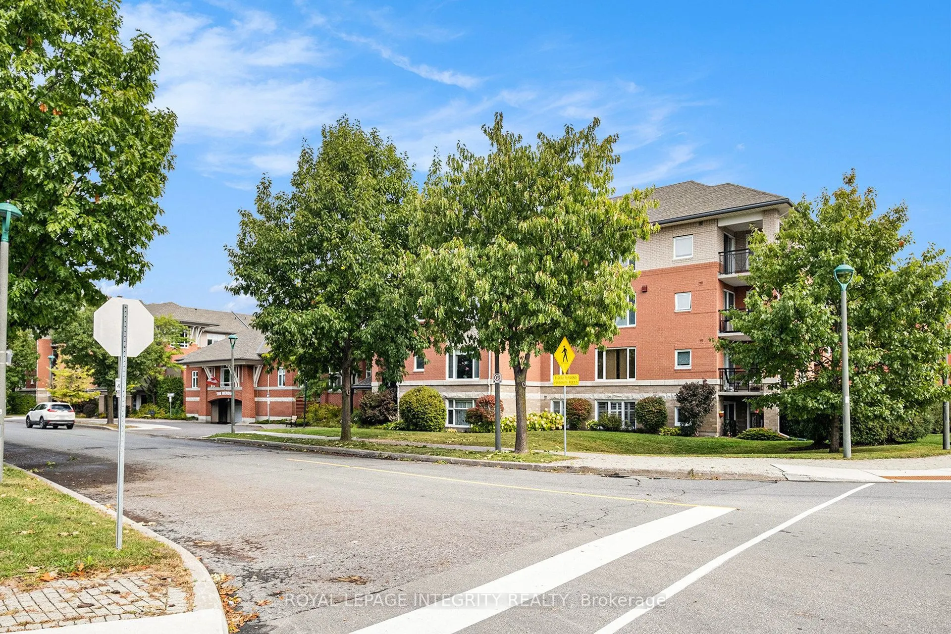 1 Meridian Place, #303