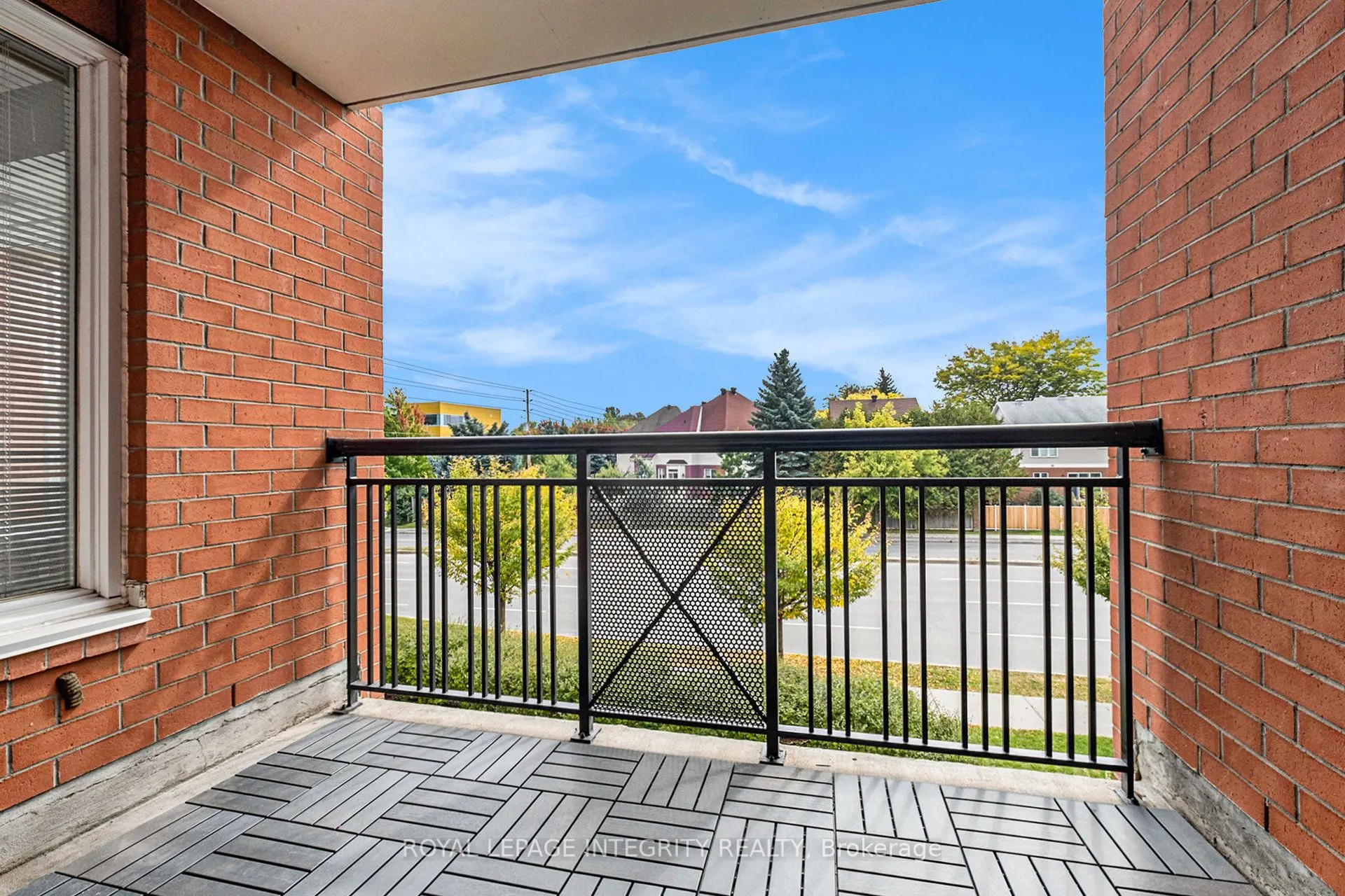 1 Meridian Place, #303