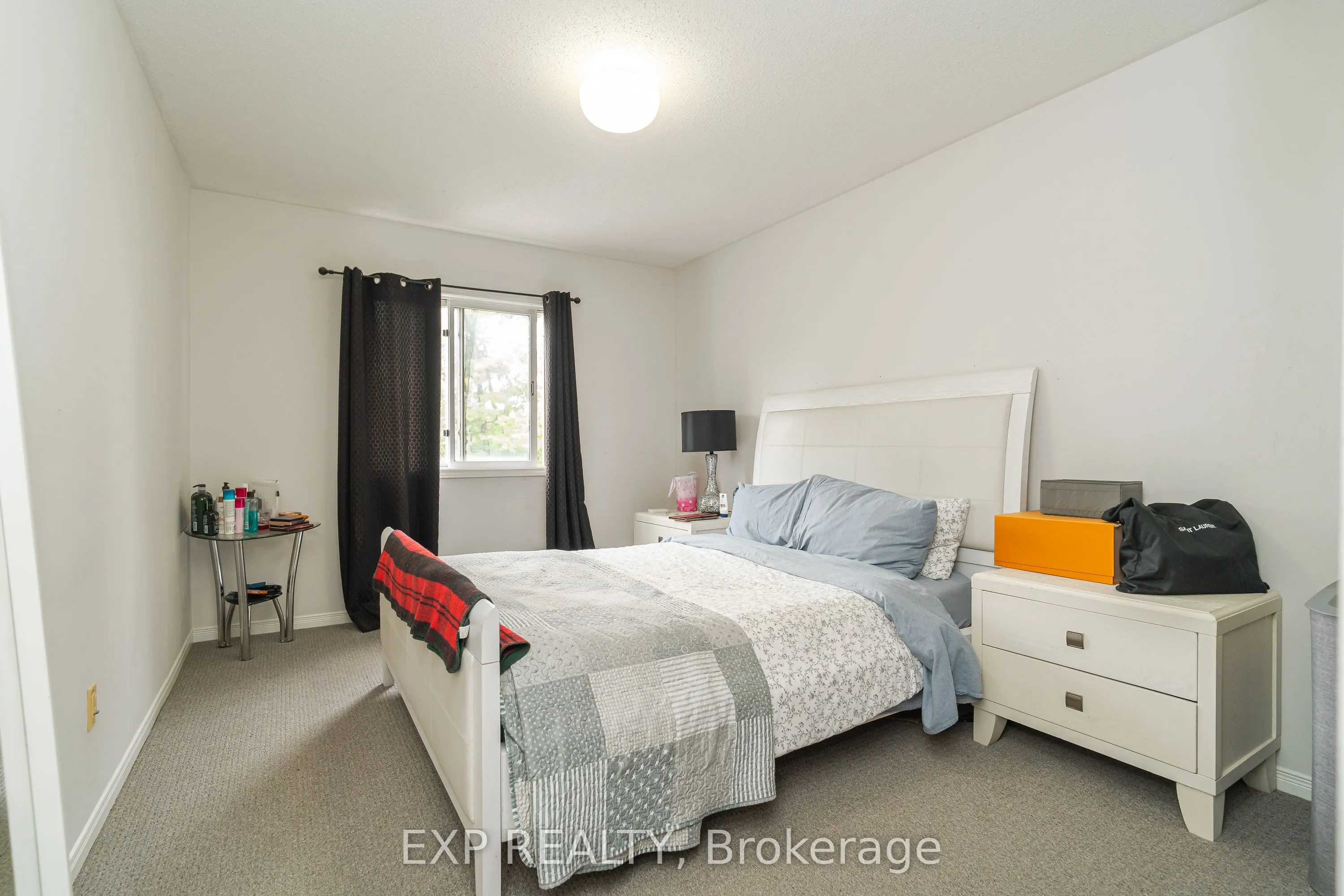 86 Furlong Crescent