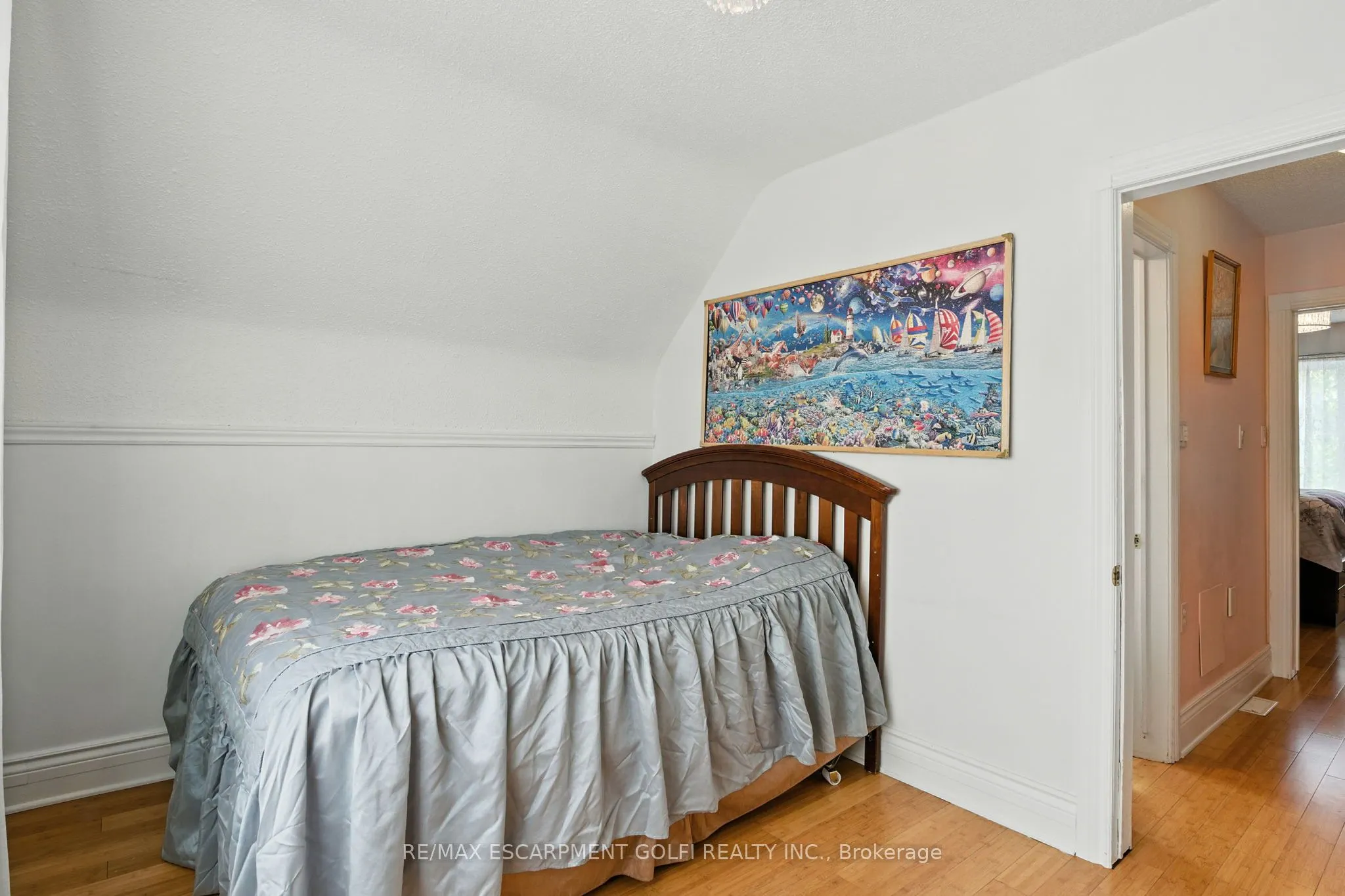 39 CLAYBURN Avenue