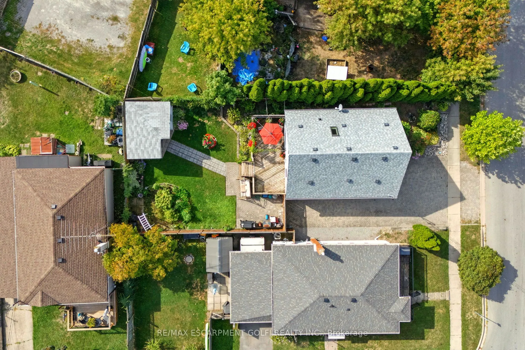 39 CLAYBURN Avenue